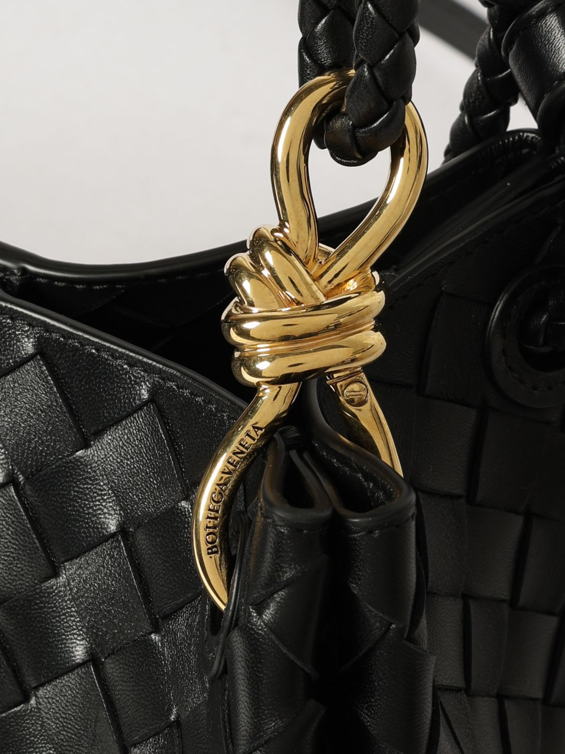 [Bottega Veneta] Shoulder bag FW26 835921VCPPT 1019