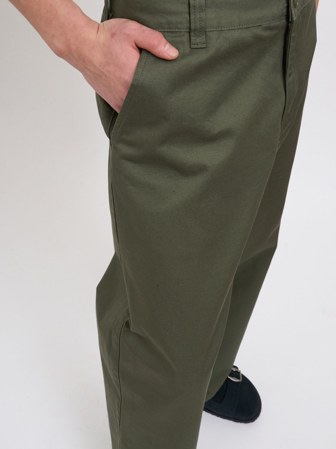 [CARHARTT WIP] Trousers SS26 I036312 1102