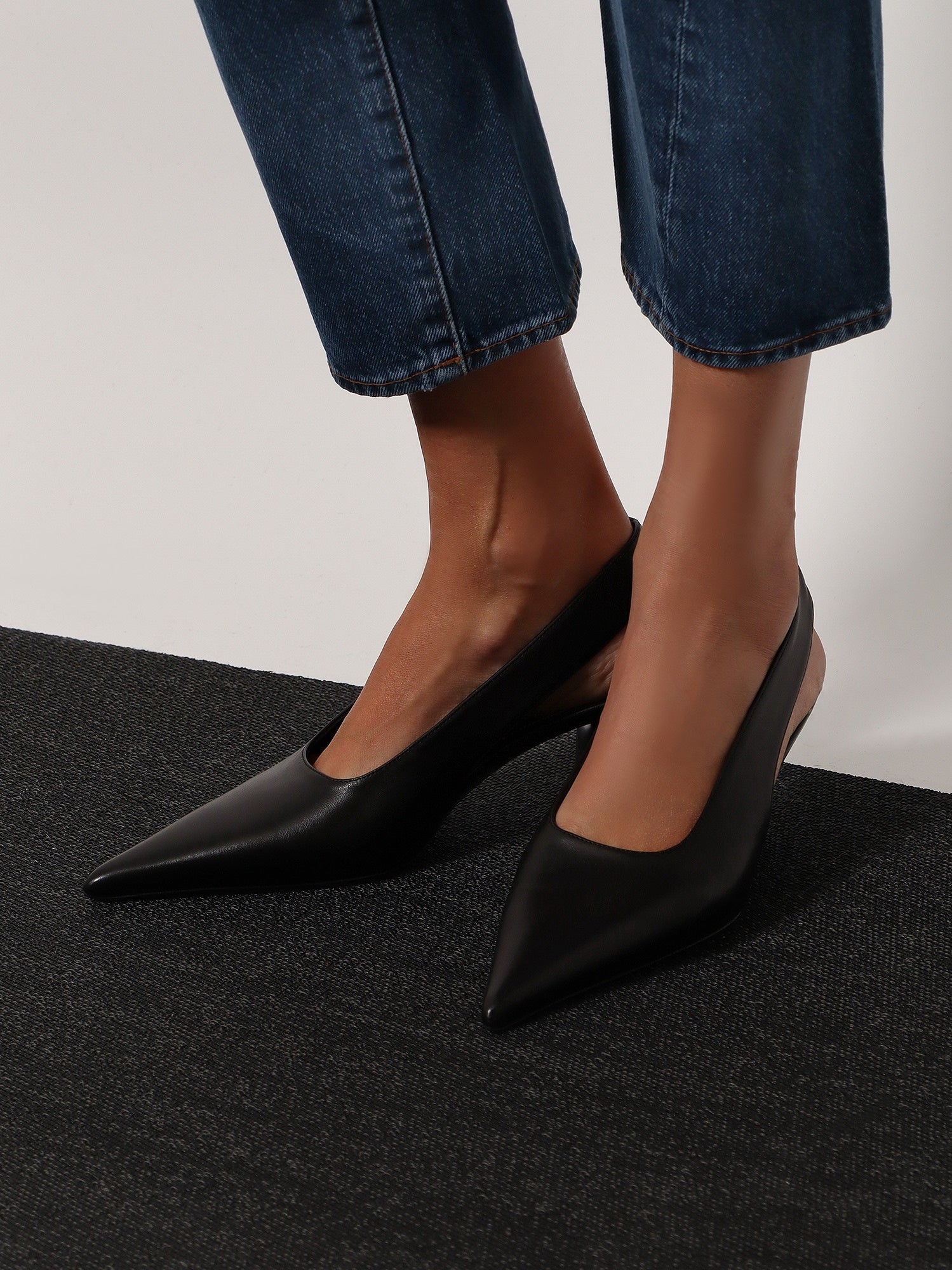 [TOTEME] Pumps FW26 252WAS0205LE0104001