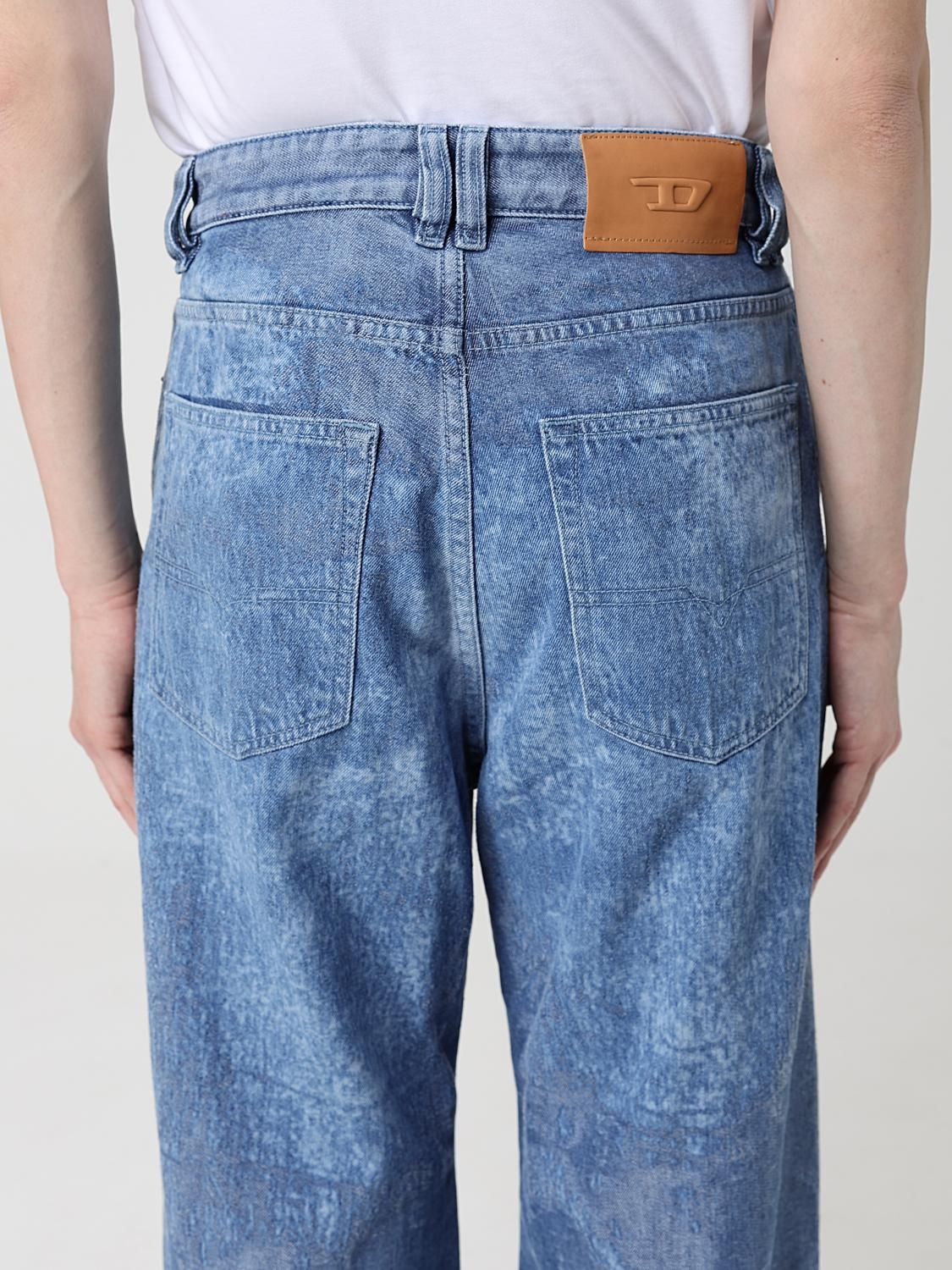 [Diesel] Jeans SS26 A2378409P23 01