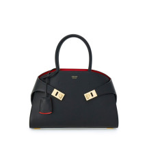 [Salvatore Ferragamo] Tote bag FW26 215608767814008