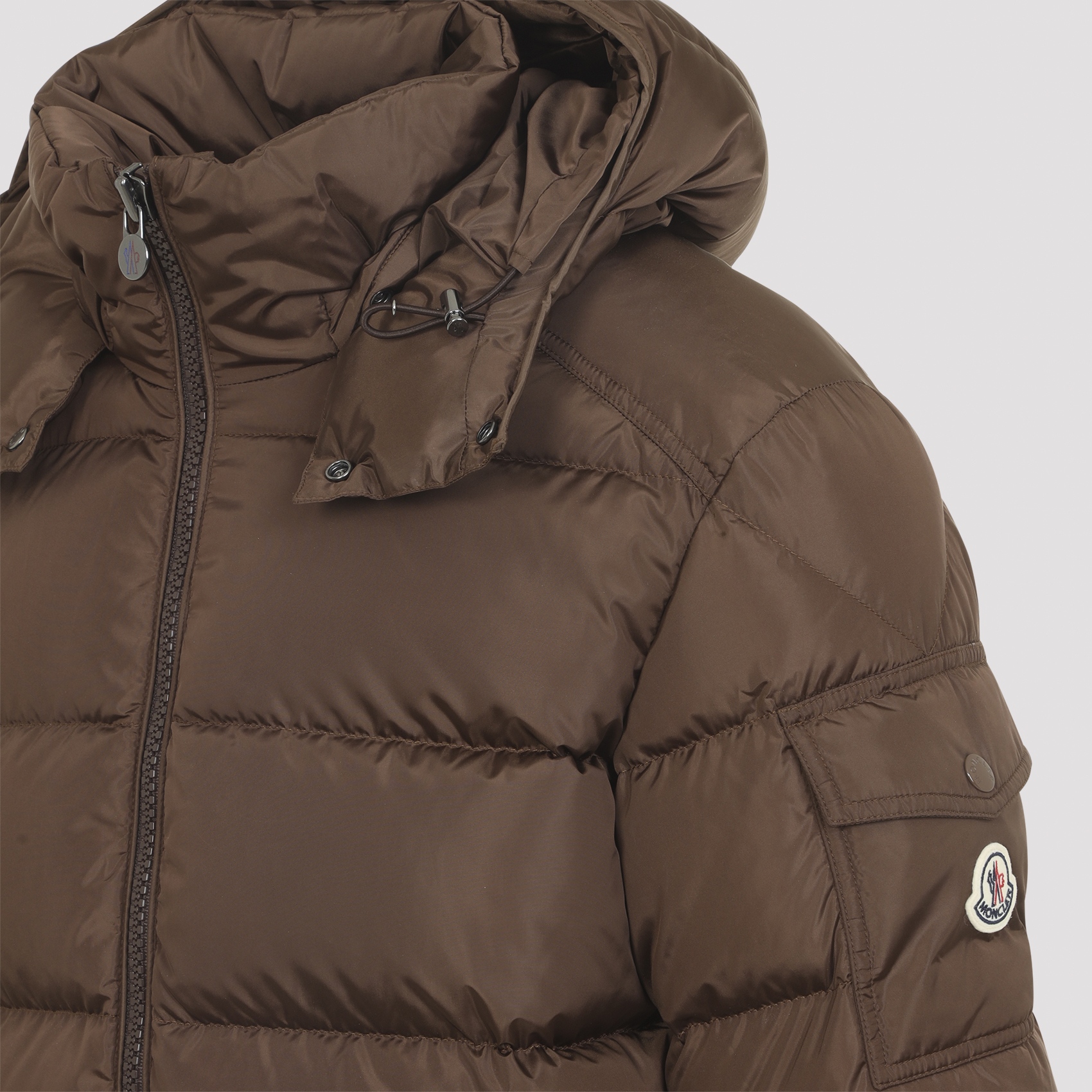 [Moncler] Down Jacket FW26 L20911A53600.539ZD