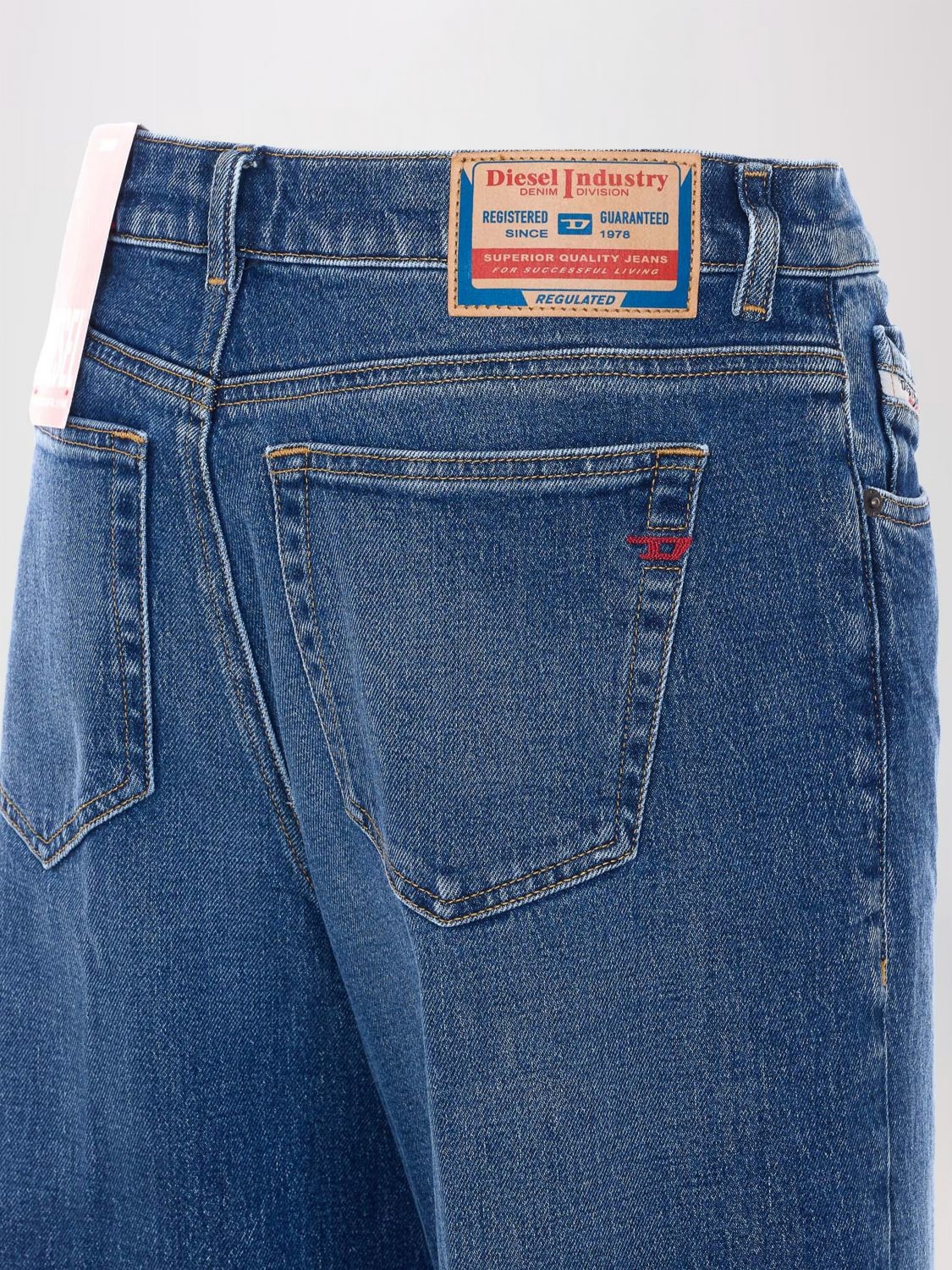 [Diesel] Jeans SS26 A0362409L21 01