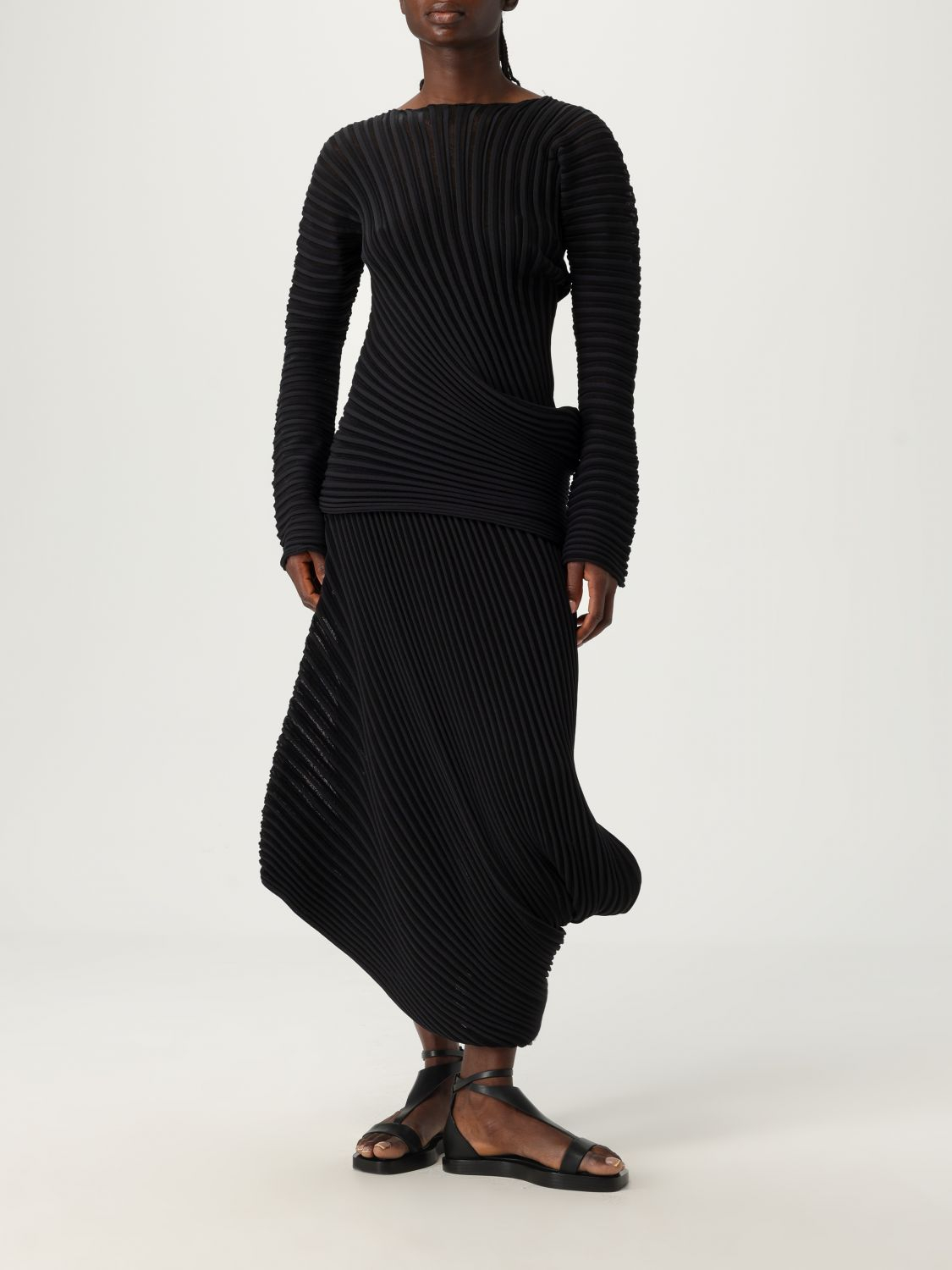 [Issey Miyake] T-shirts Long Sleeve FW25 IM56KN823 15