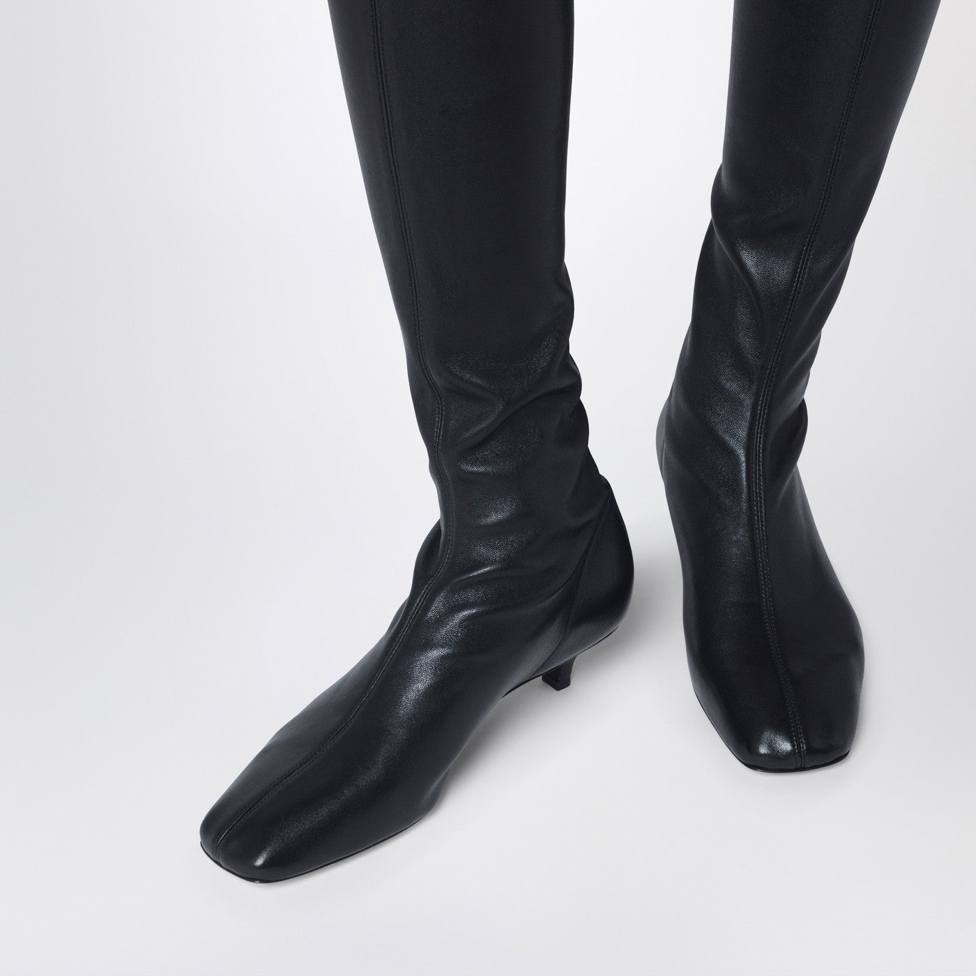 [TOTEME] Boots SS26 261-WAS0267LE0193