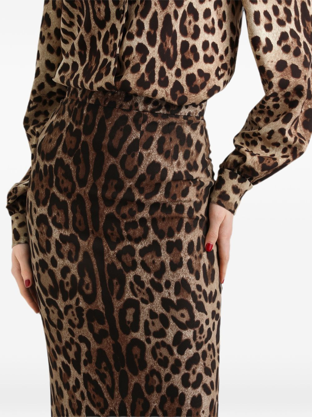[Dolce & Gabbana] Long skirt FW26 F4B6UT FSRKY HY13M