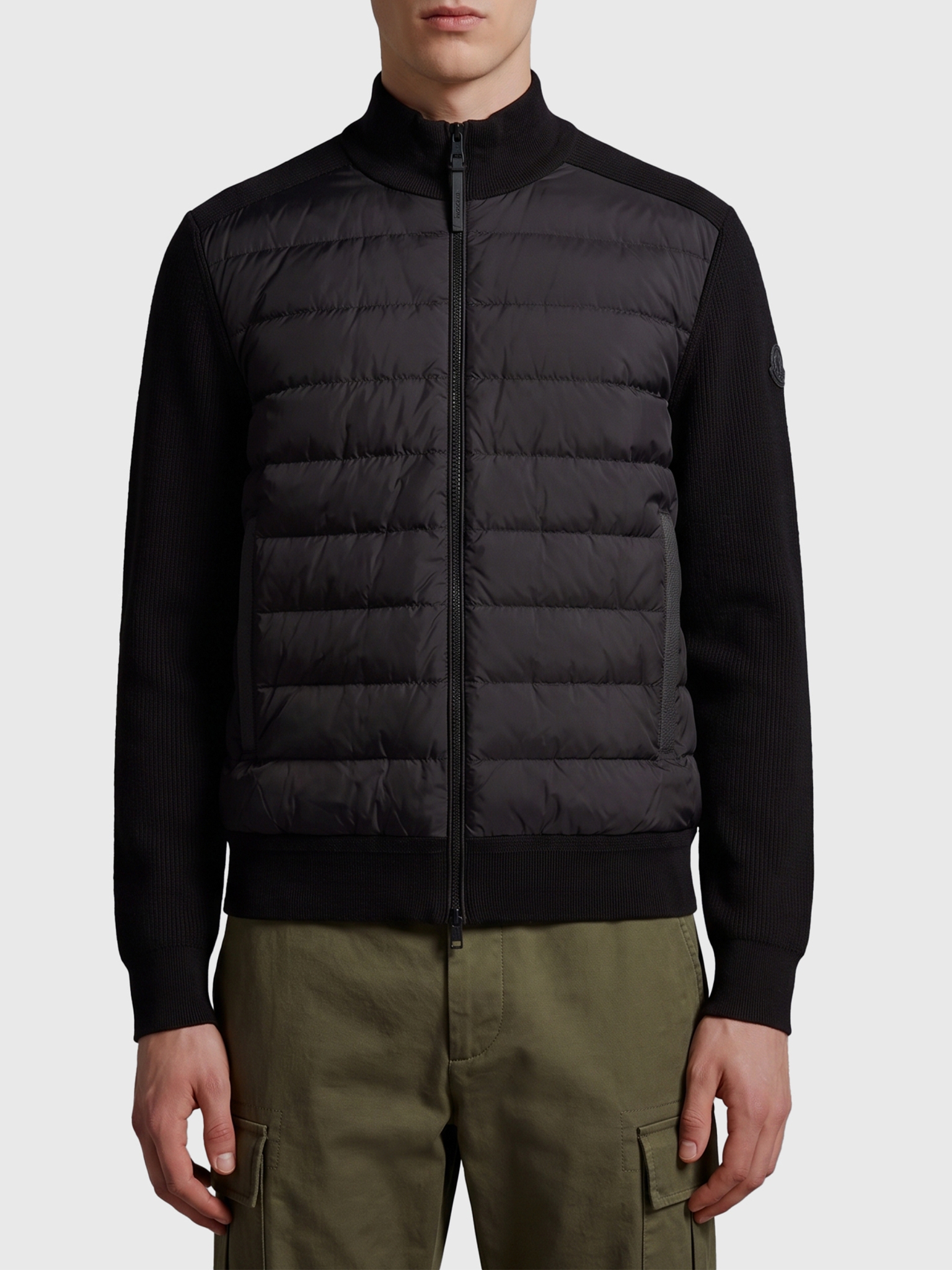 [Moncler] Down Jacket FW26 L20919B00011_M4281_999