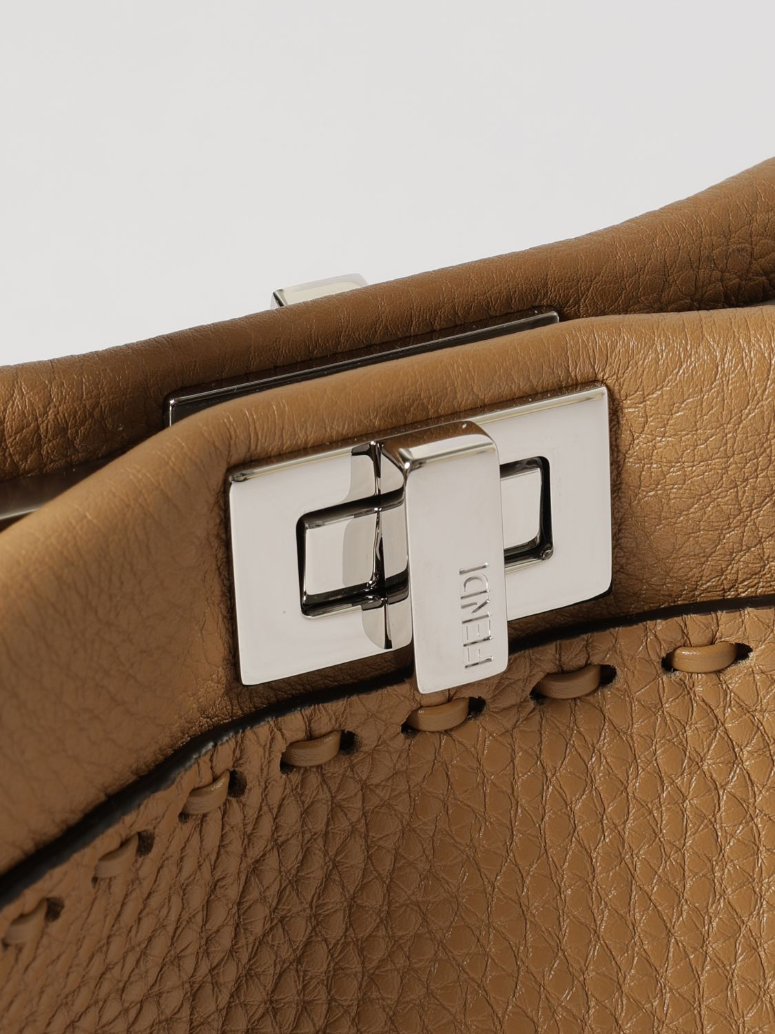 [Fendi] Shoulder bag FW26 8BN244AYB3 F1X85