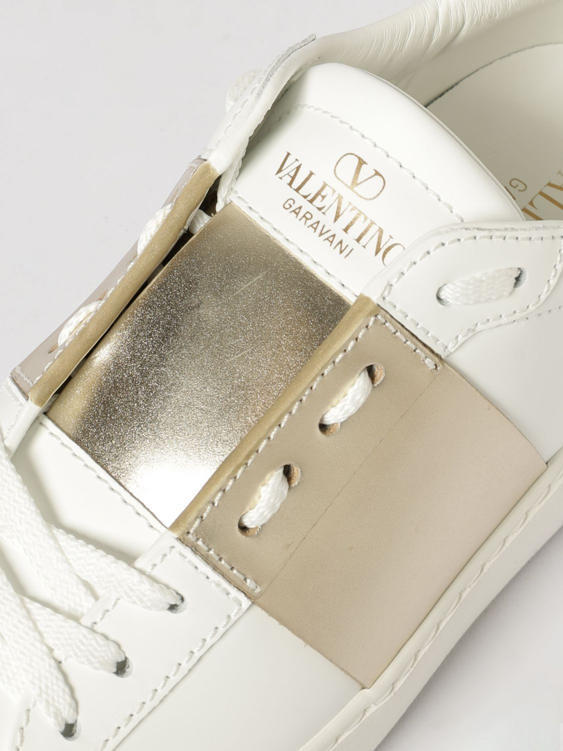 [Valentino Garavani] Sneakers SS26 8W2S0781FLR L71