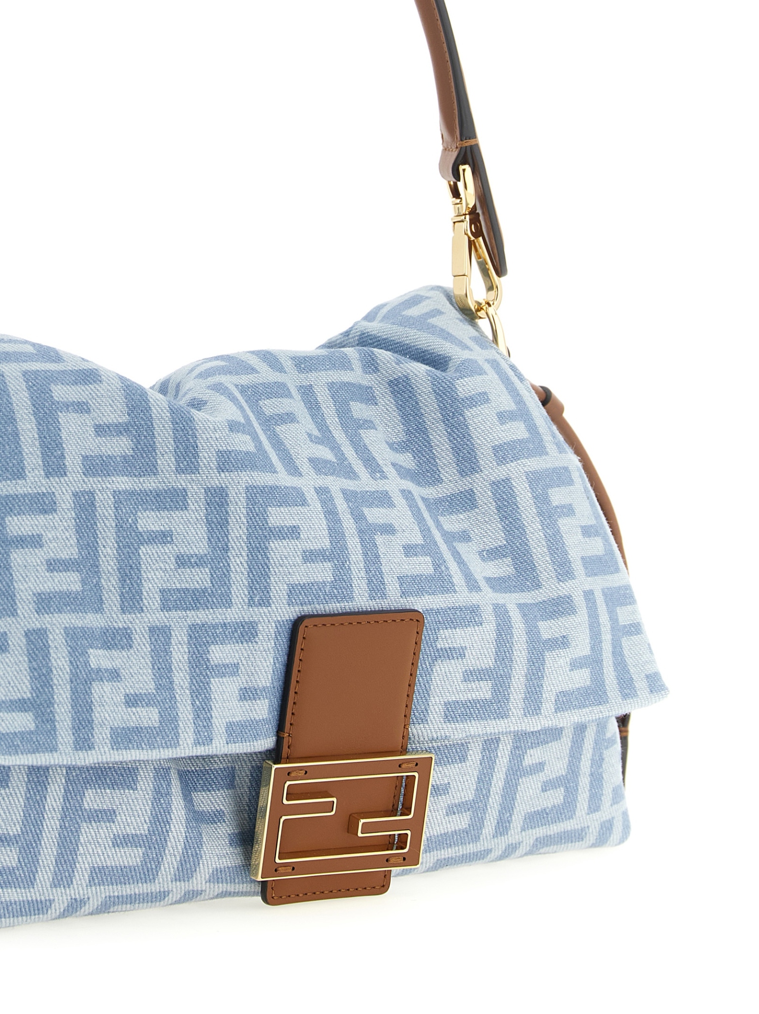 [Fendi] Shoulder bag FW26 8BR833AY6QF1WM6