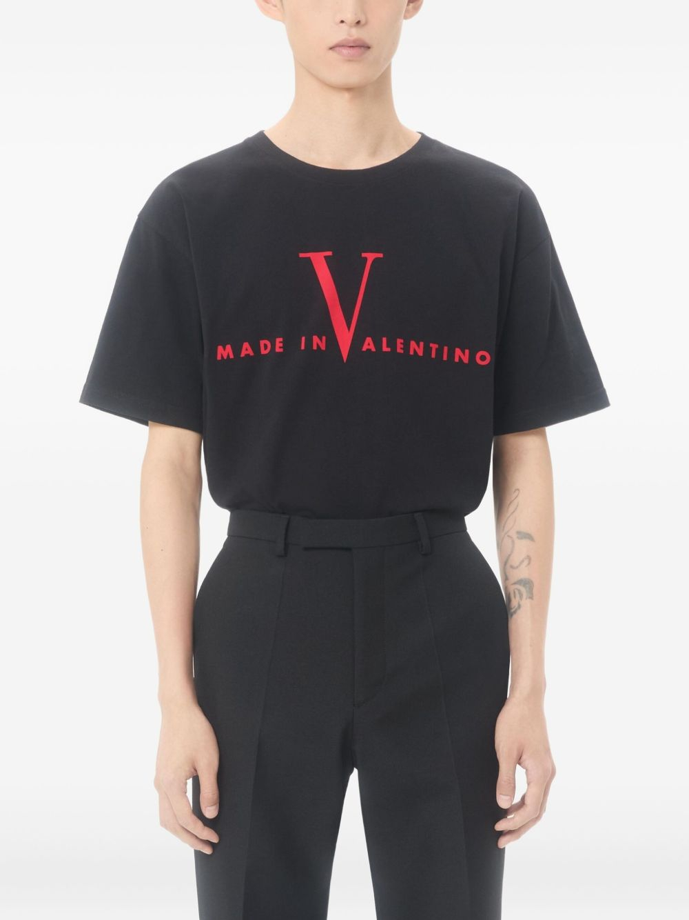 [Valentino Garavani] T-shirts Short Sleeve SS26 VMG16PBAQ0NR