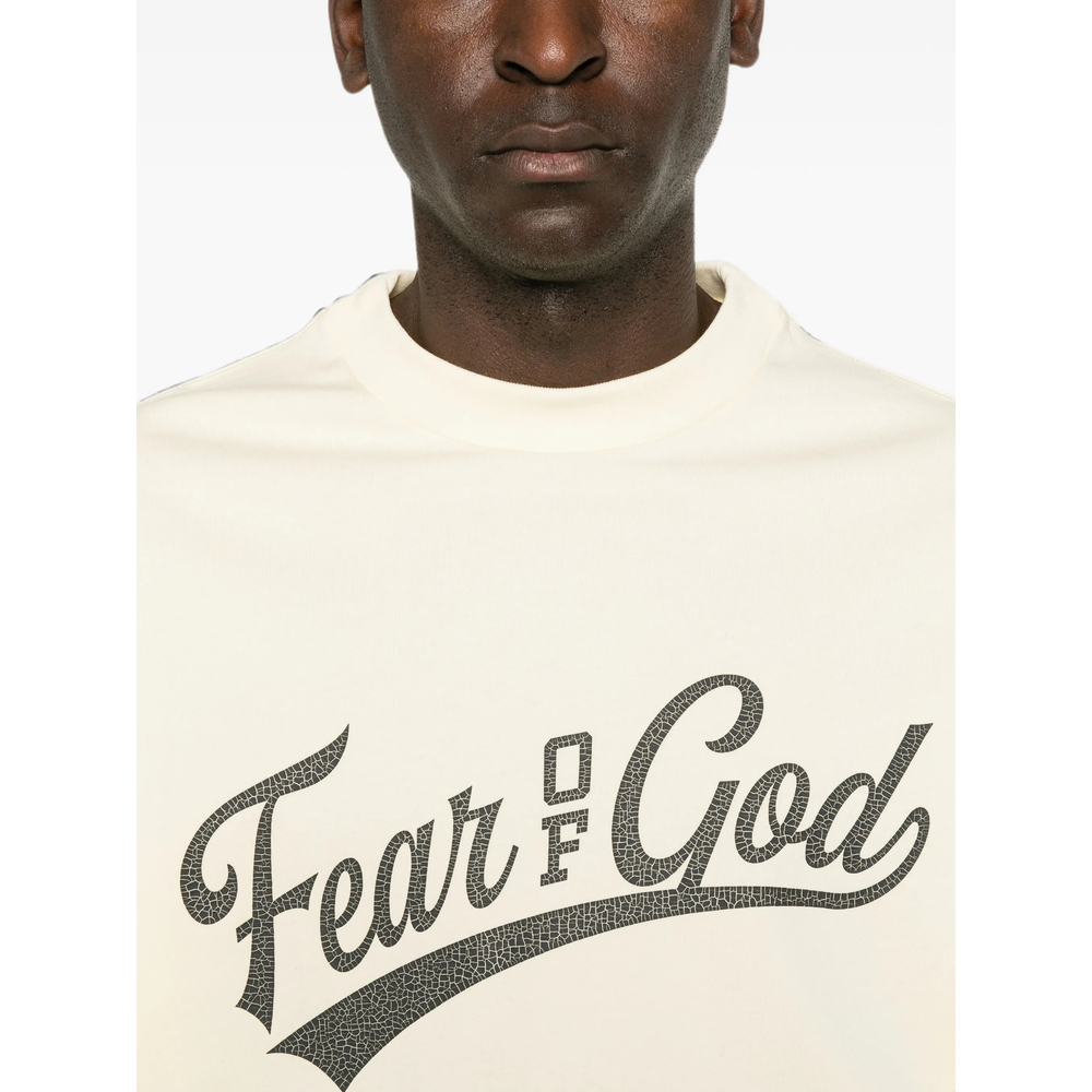 [Fear Of God Essentials] T-shirts FW26 RW00272  CHALK