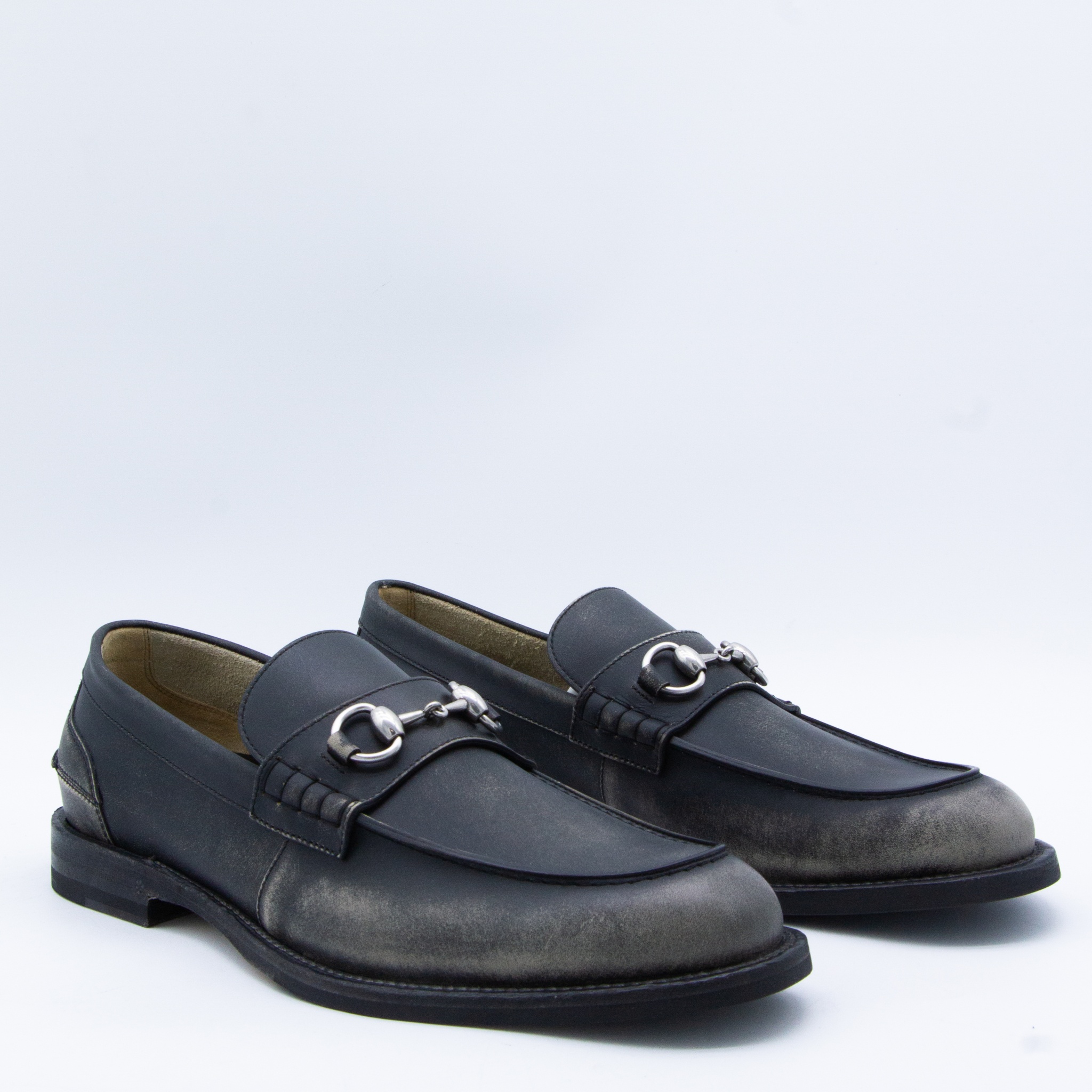 [Gucci] Loafer SS26 853291AAFZ41000