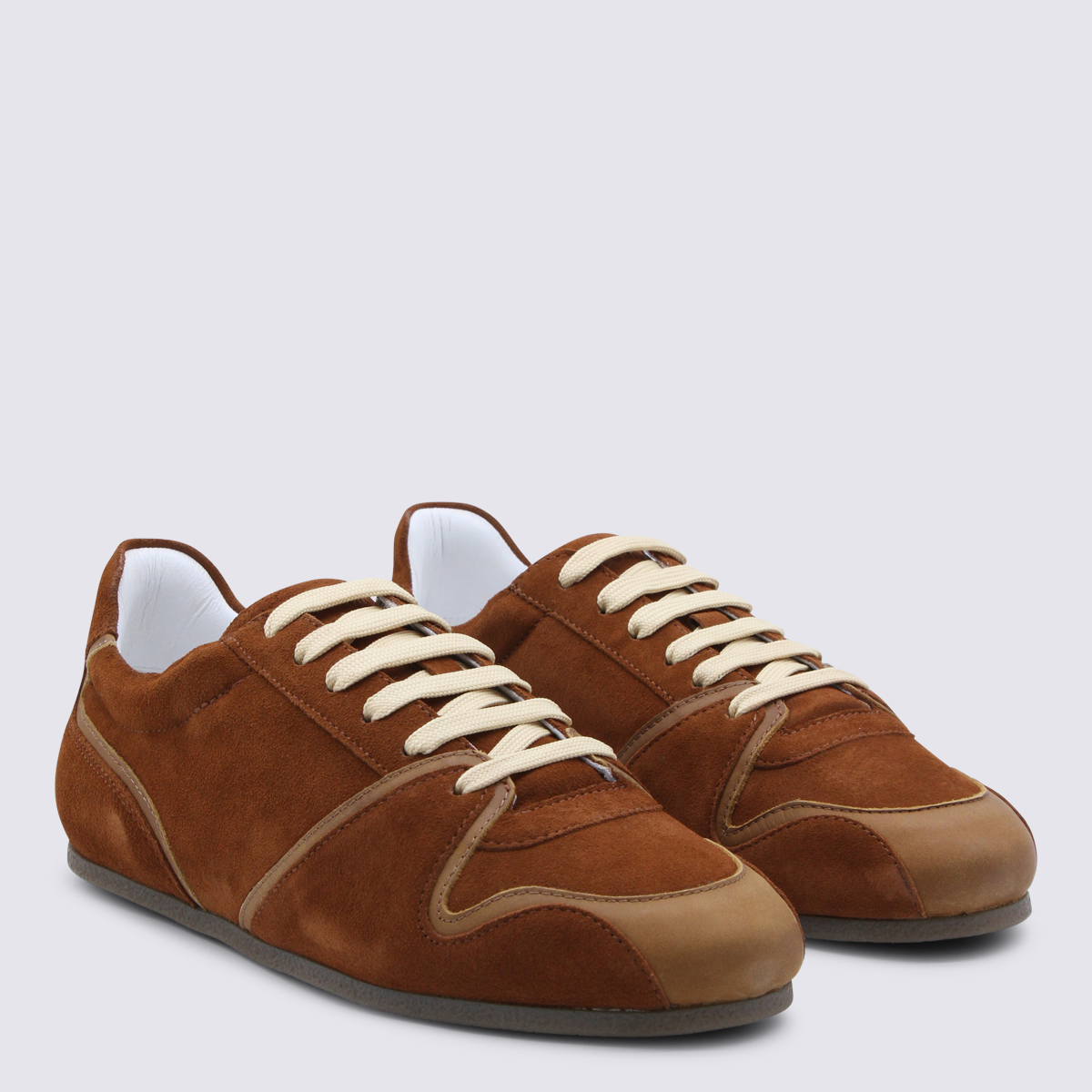 [Moschino] Sneakers SS26 MB15021G0OGFC20A