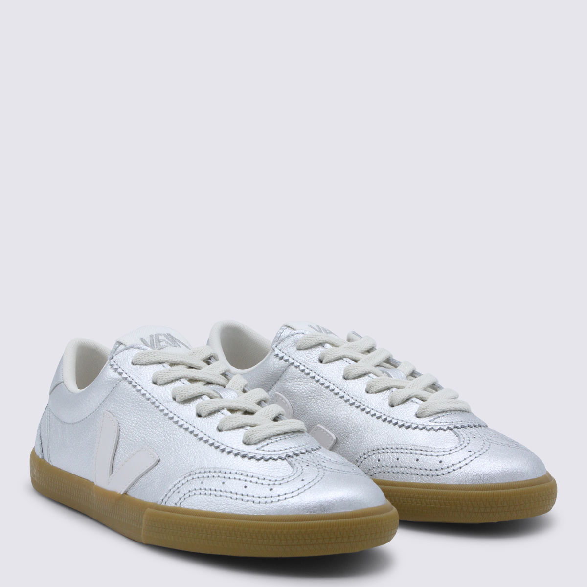 [Veja] Sneakers SS26 VO2021666A