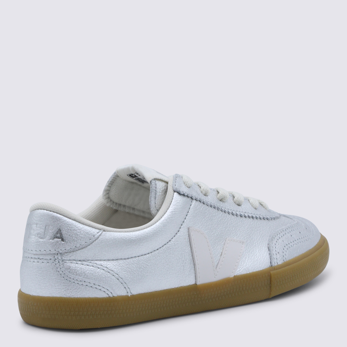 [Veja] Sneakers SS26 VO2021666A
