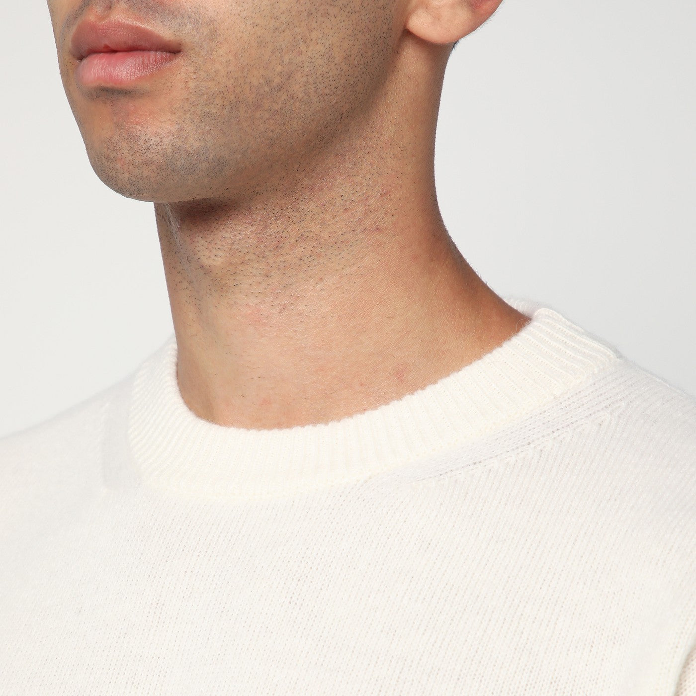[ROBERTO COLLINA] Knitwear FW25 253M37401WO