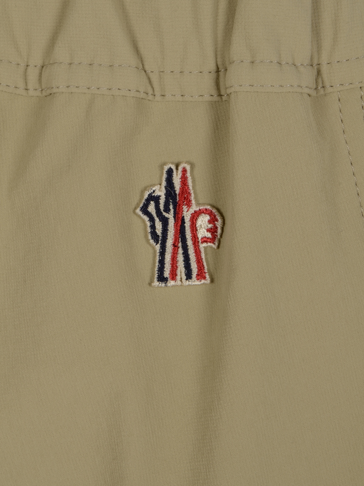 [Moncler] Trousers SS26 972A00004597ED204