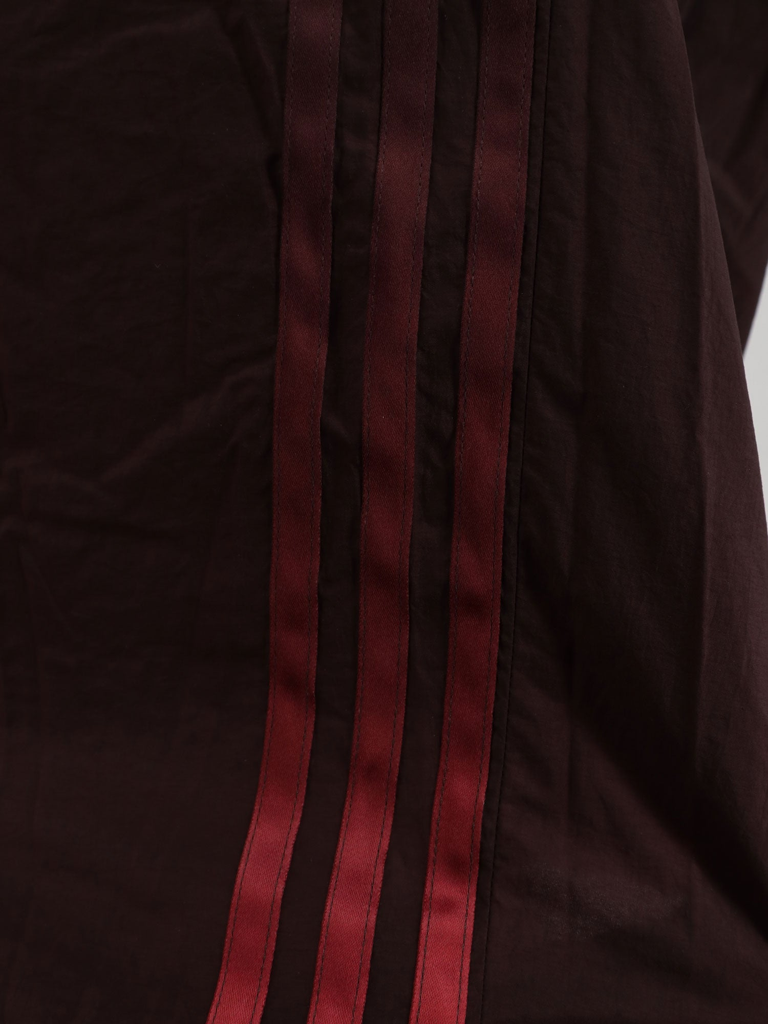 [adidas Y-3] Trousers FW26 KU4584NGTRED