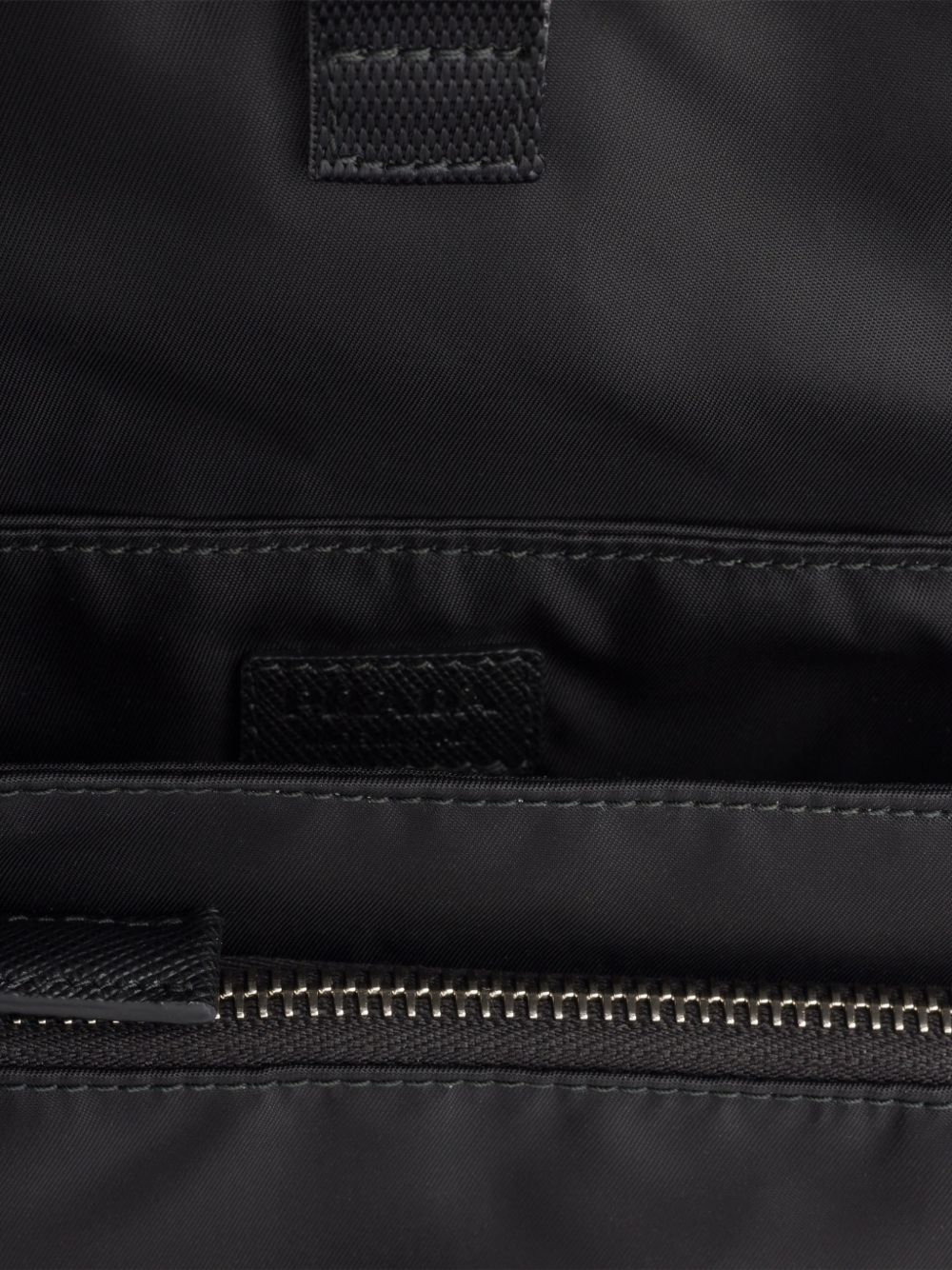 [Prada] Clutch bag FW26 2ZT1012DMIF0002