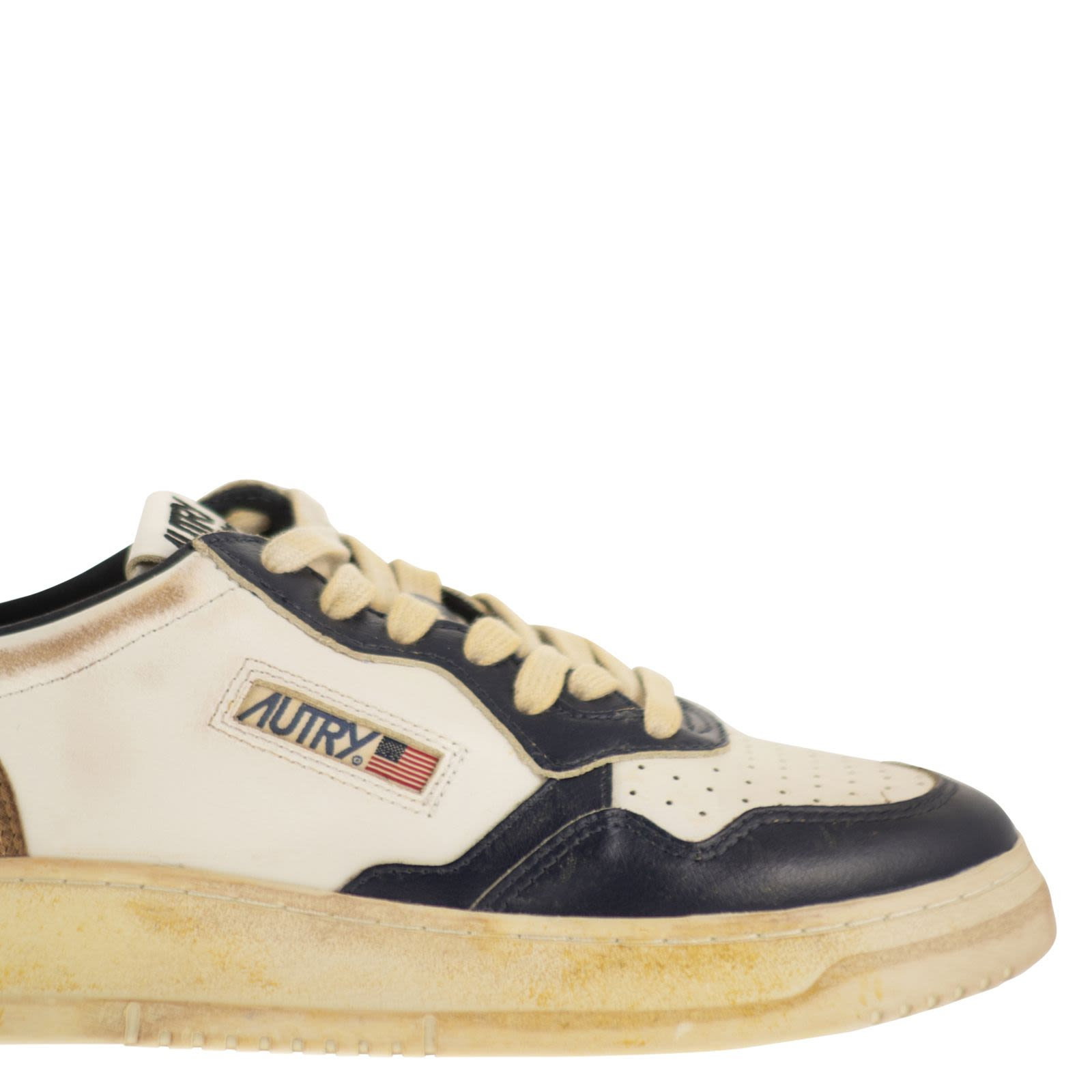 [AUTRY] Sneakers SS26 AVLMSV58