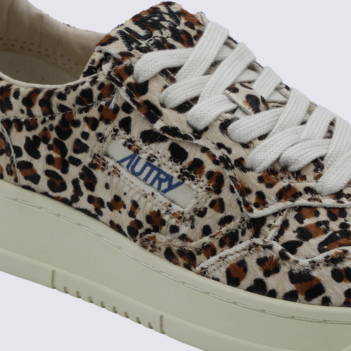 [AUTRY] Sneakers FW26 AULWJA04