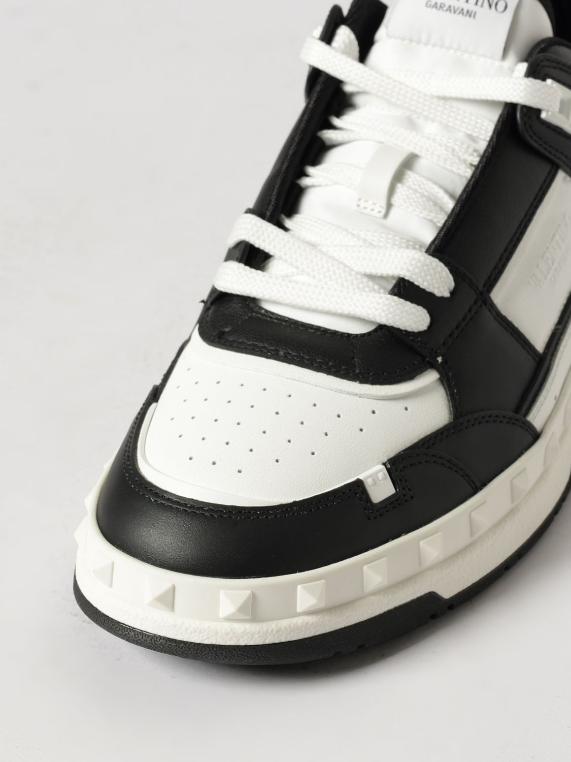 [Valentino Garavani] Sneakers SS26 YS0H43RDG 0NI