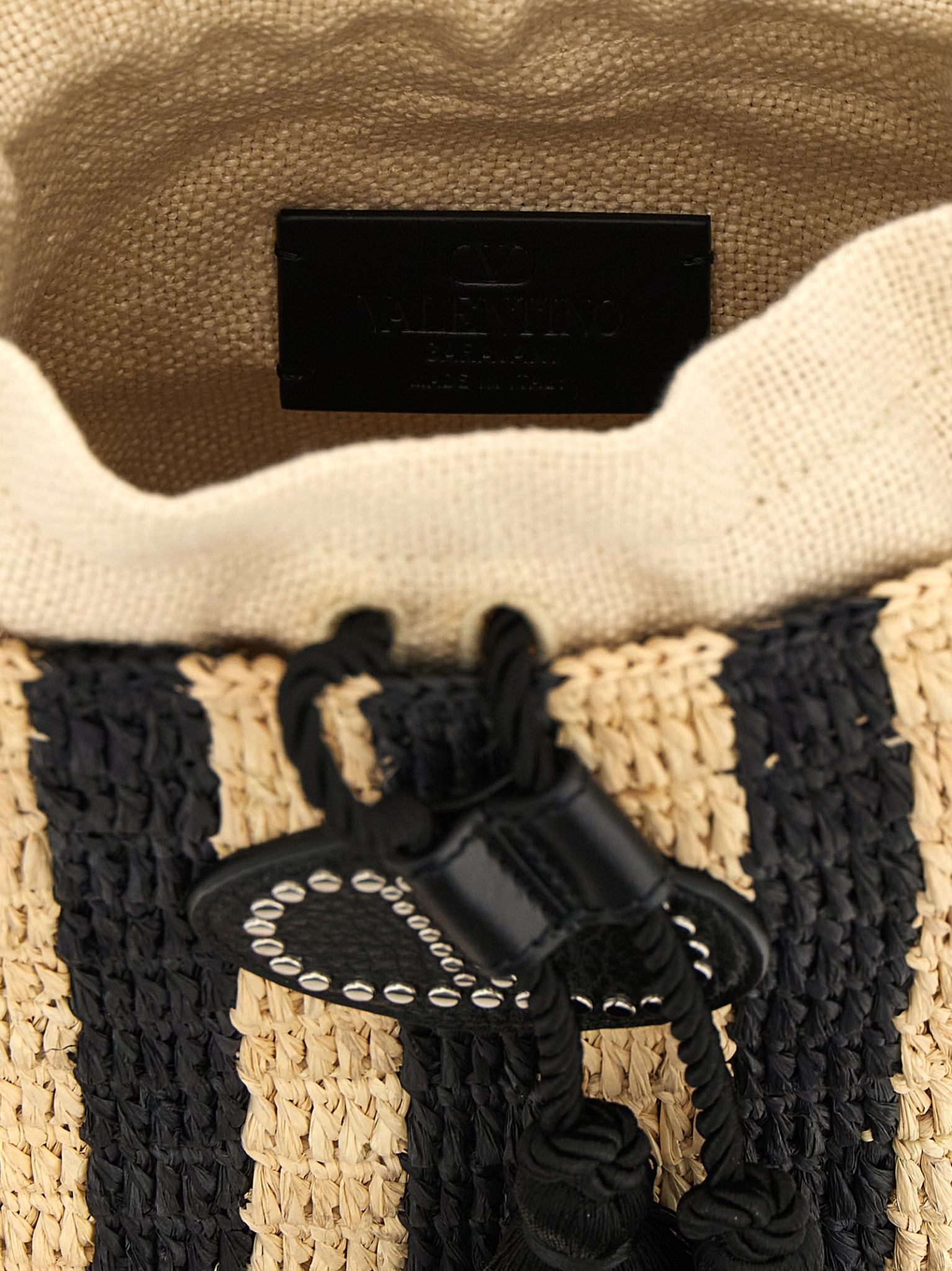 [Valentino Garavani] Shoulder bag SS26 W2B0T03IXUC8K