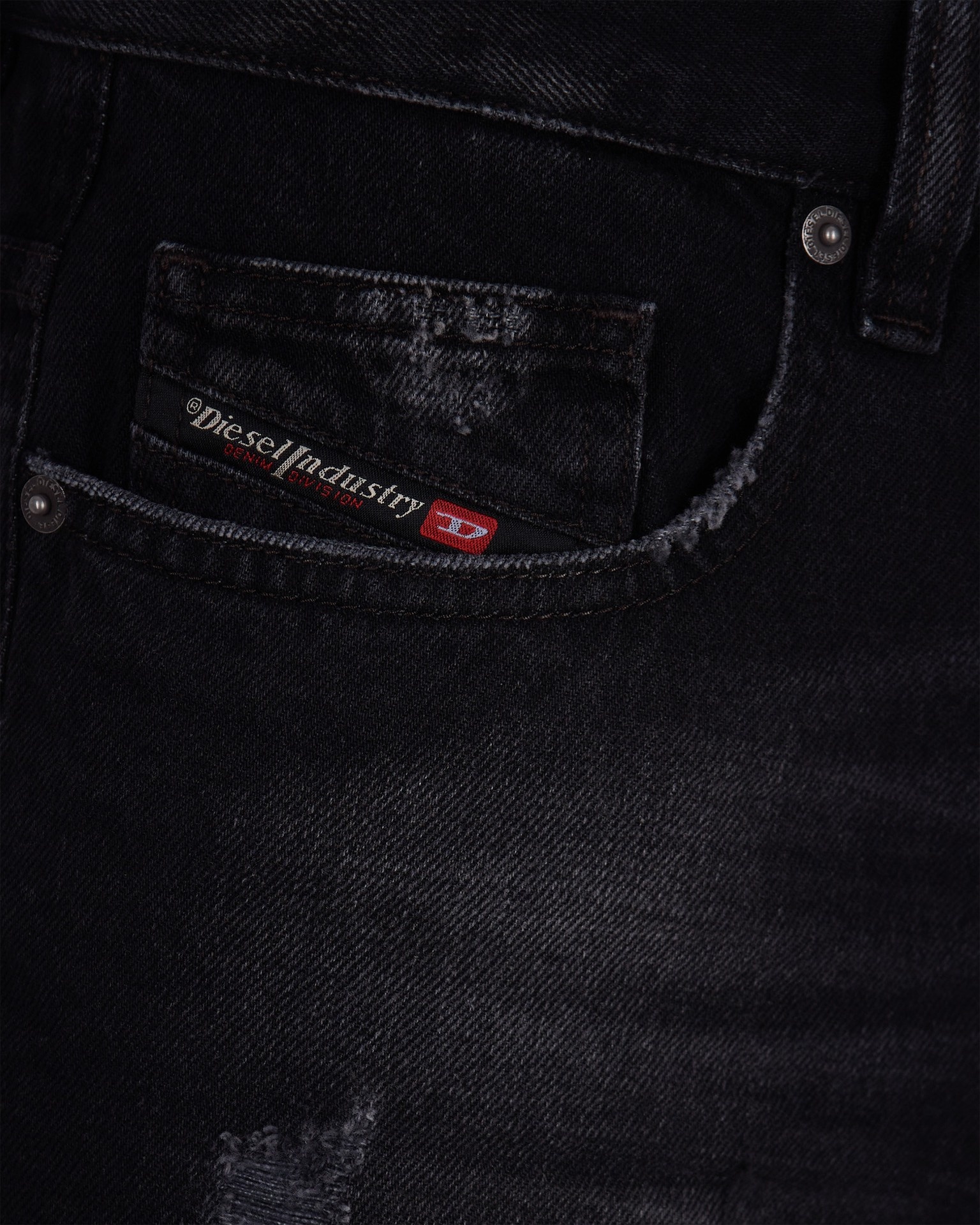 [Diesel] Jeans SS26 A115980BEBB02