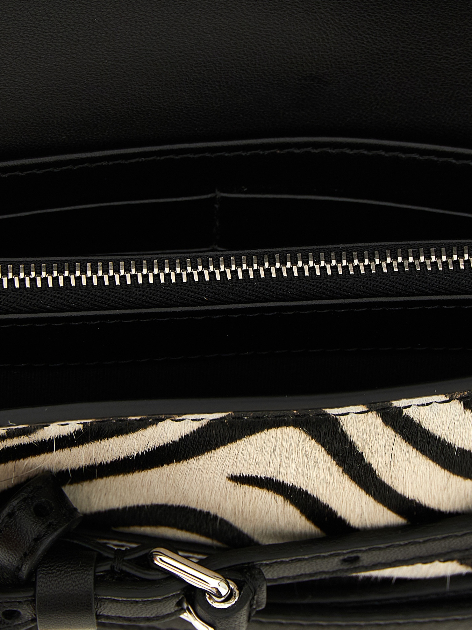 [Moschino] Wallet FW26 MC5604PP1POE2952