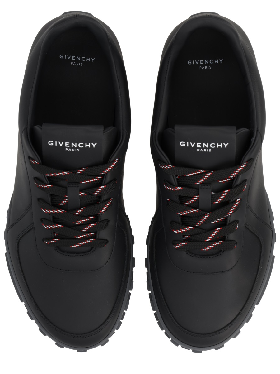 [Givenchy] Sneakers SS26 BH00B4H1X1_001