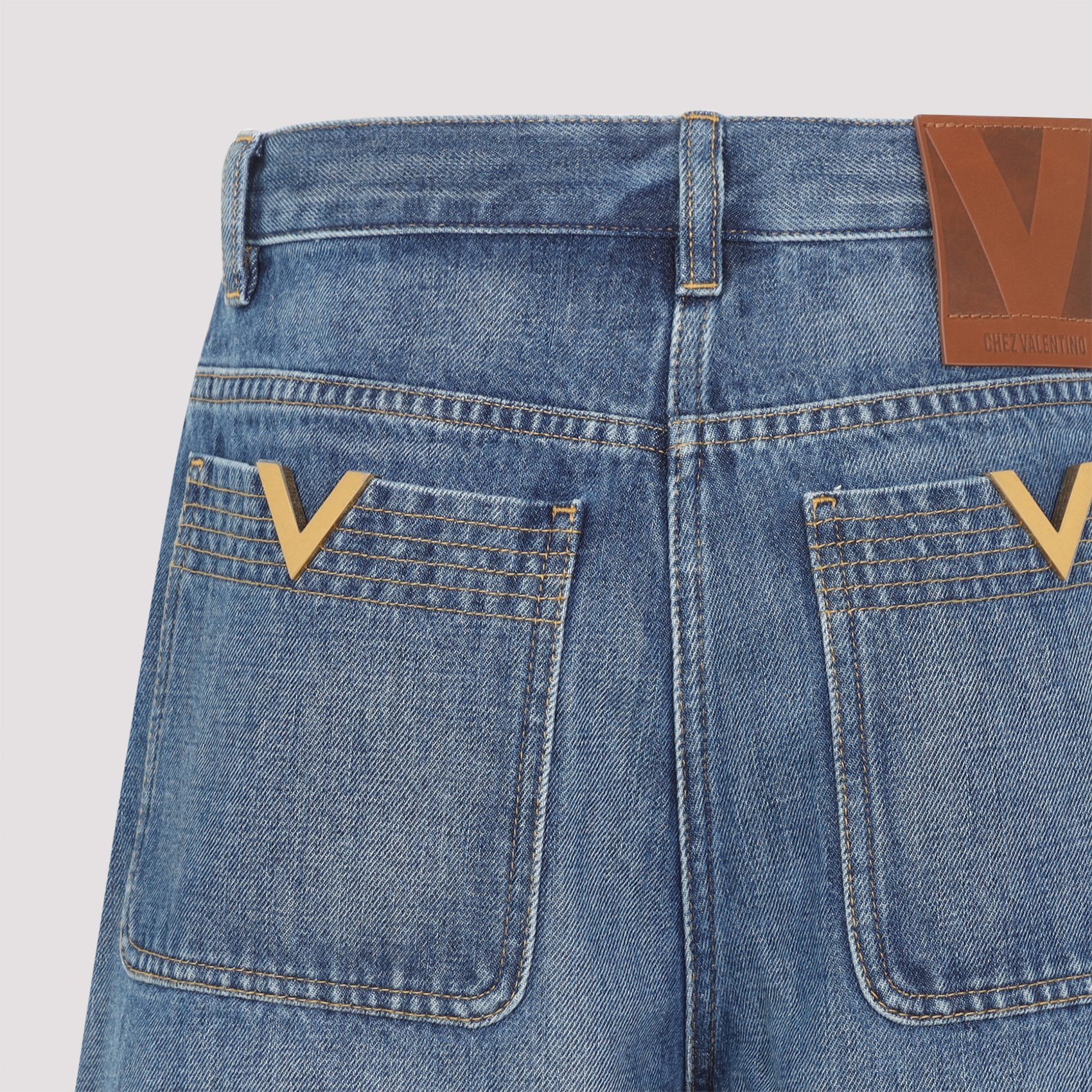 [Valentino] Jeans SS26 8B3DD28S9Y8
