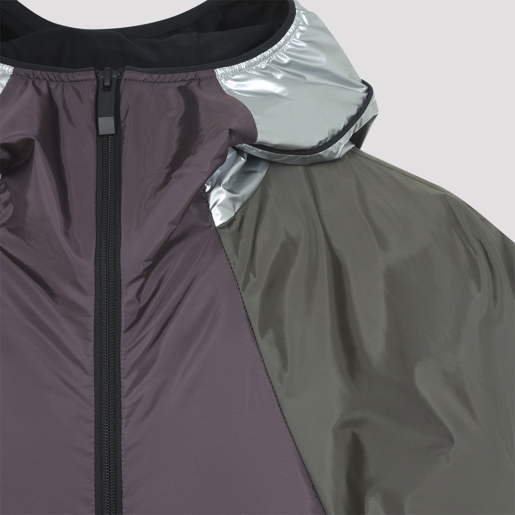 [Moncler] Down Jacket SS26 L10911A00042.539ZD
