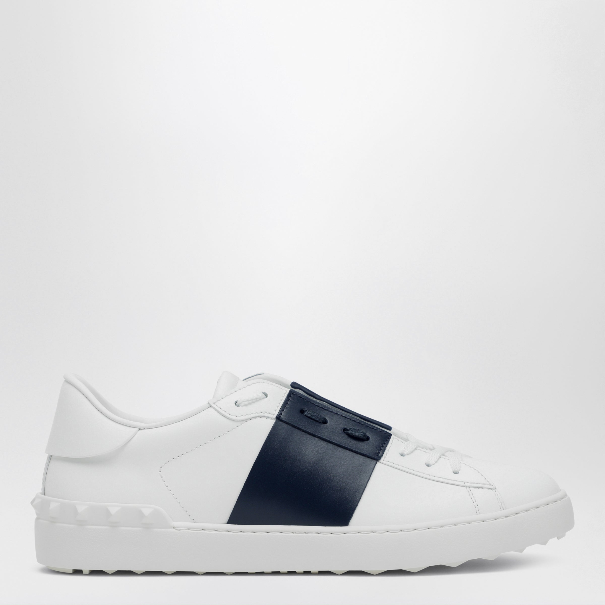 [Valentino Garavani] Sneakers FW26 9Y2S0830BLU
