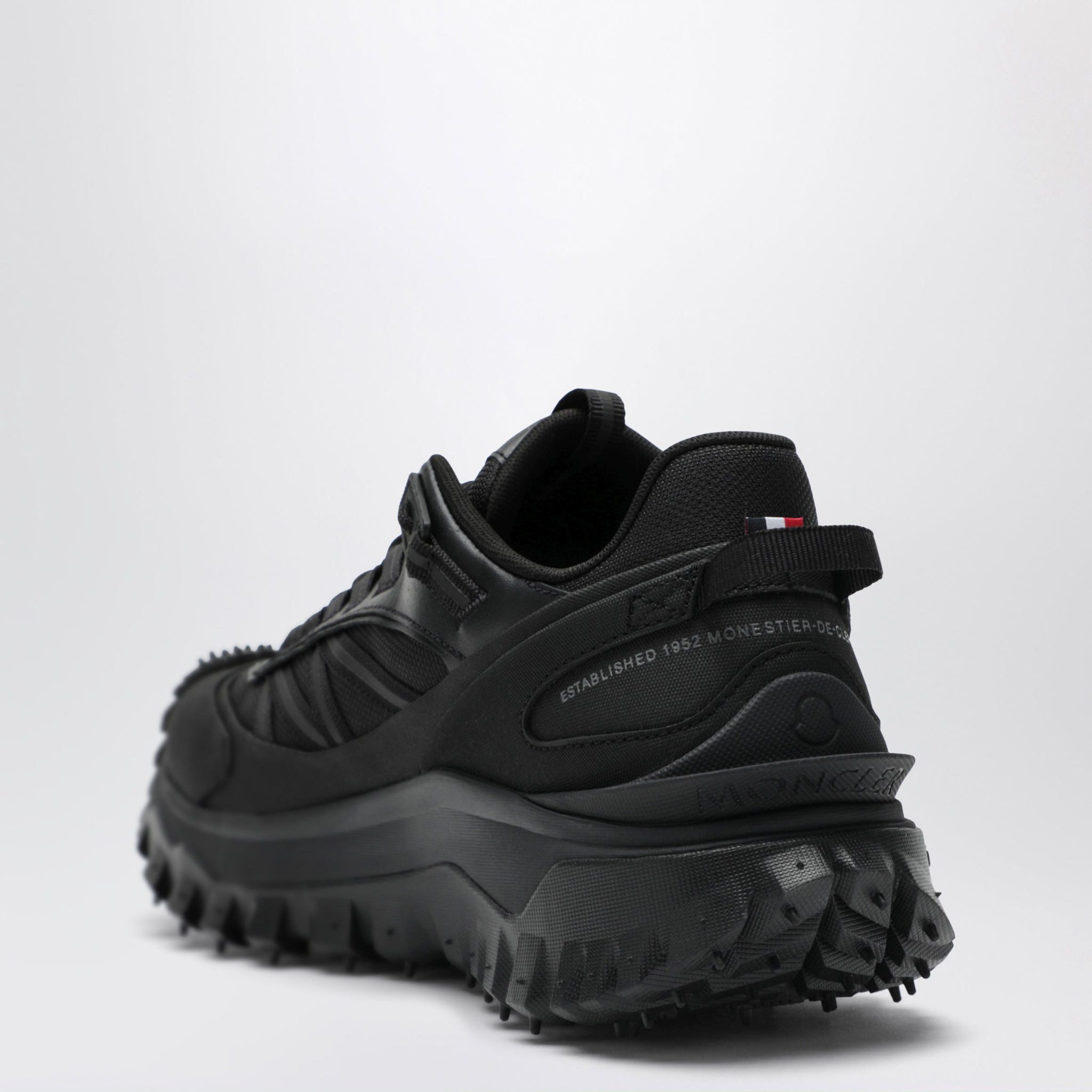 [Moncler] Sneakers FW26 4M00120M7208