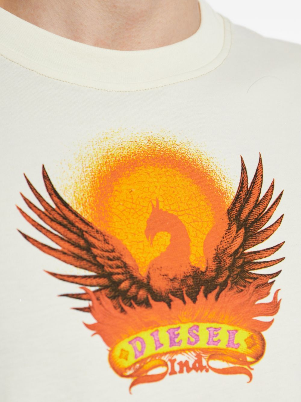[Diesel] T-shirts Short Sleeve FW26 A228320EFBS141A