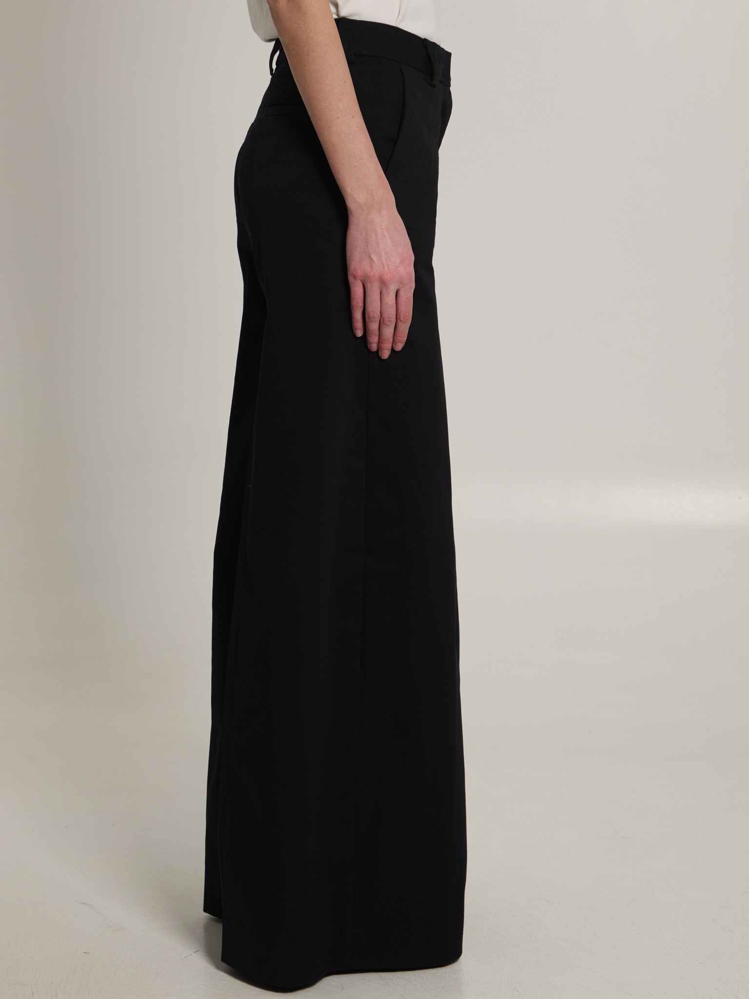 [TheLatest] Trousers SS26 3101T0176_ABTP_T0002