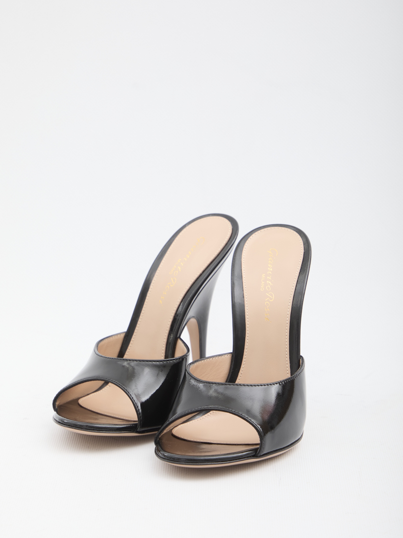 [Gianvito Rossi] Sandals SS26 G10161_11RIC_BLACK