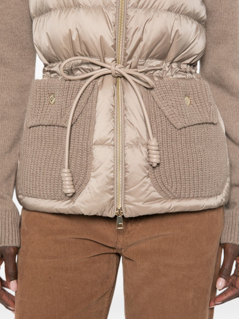 [Moncler] Down jacket FW26 L2 093 9B000 17 M4281 22B