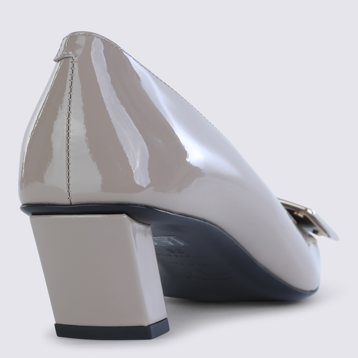 [Roger Vivier] Pumps FW26 RVW00600920D1PC415