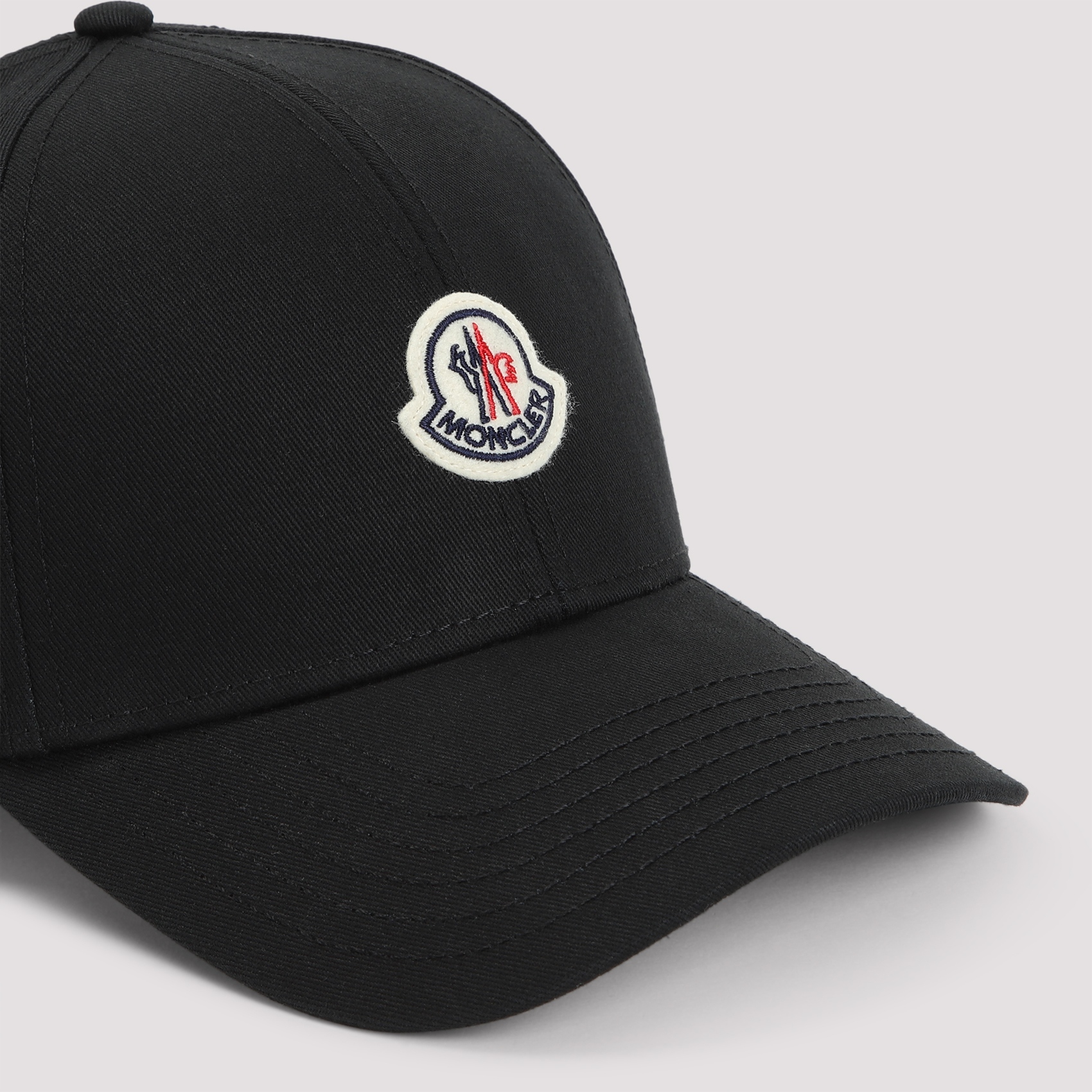 [Moncler] Cap FW26 L20913B00037.04863