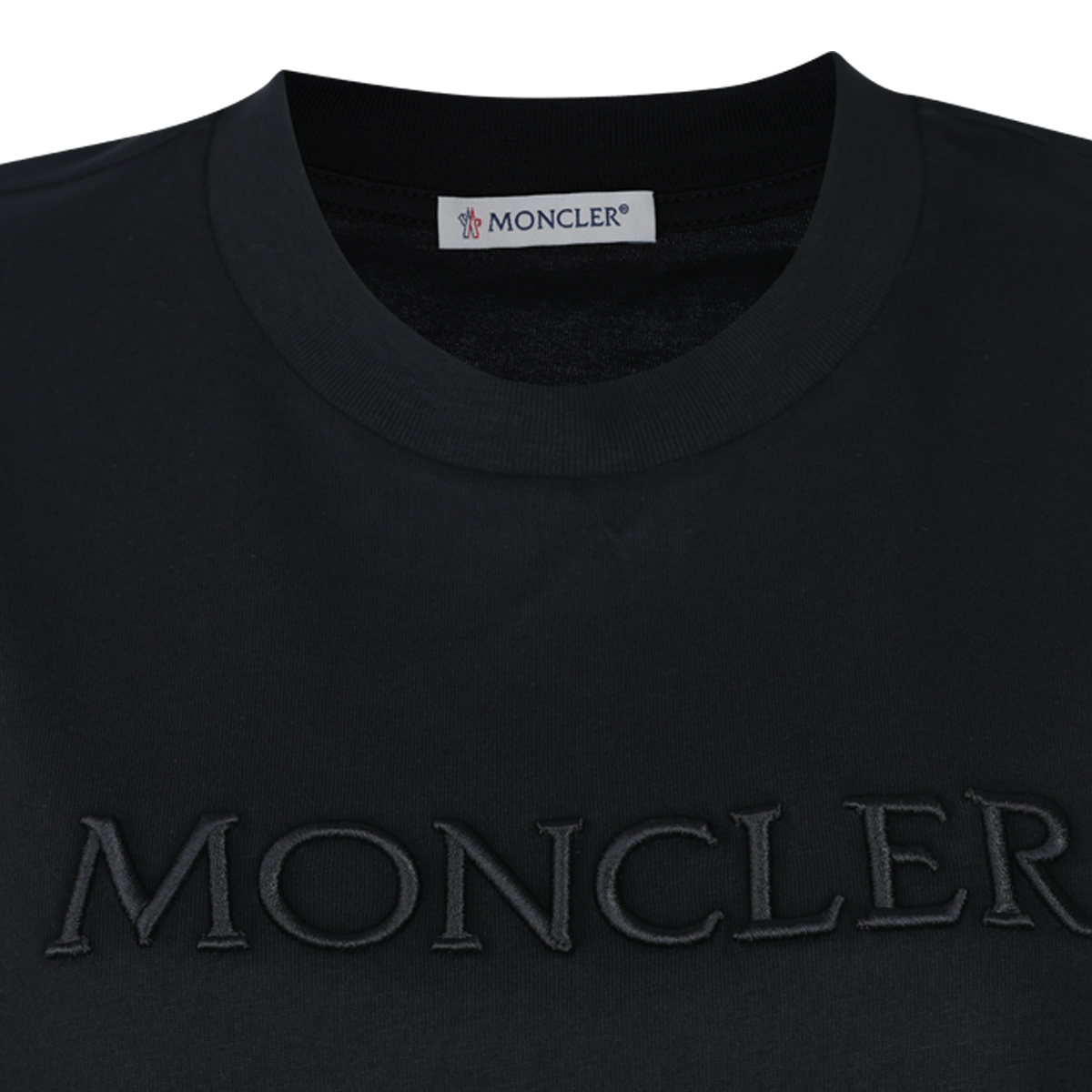 [Moncler] T-shirts Short Sleeve FW26 L20938C0002189AUO999
