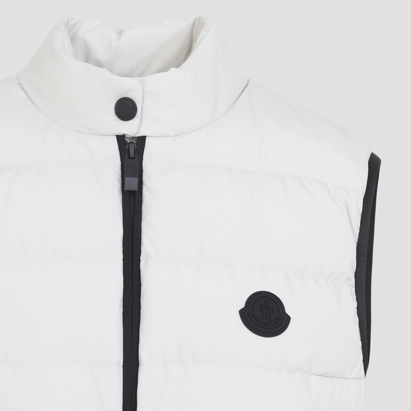 [Moncler] Vest FW26 L20931A00038.599KJ