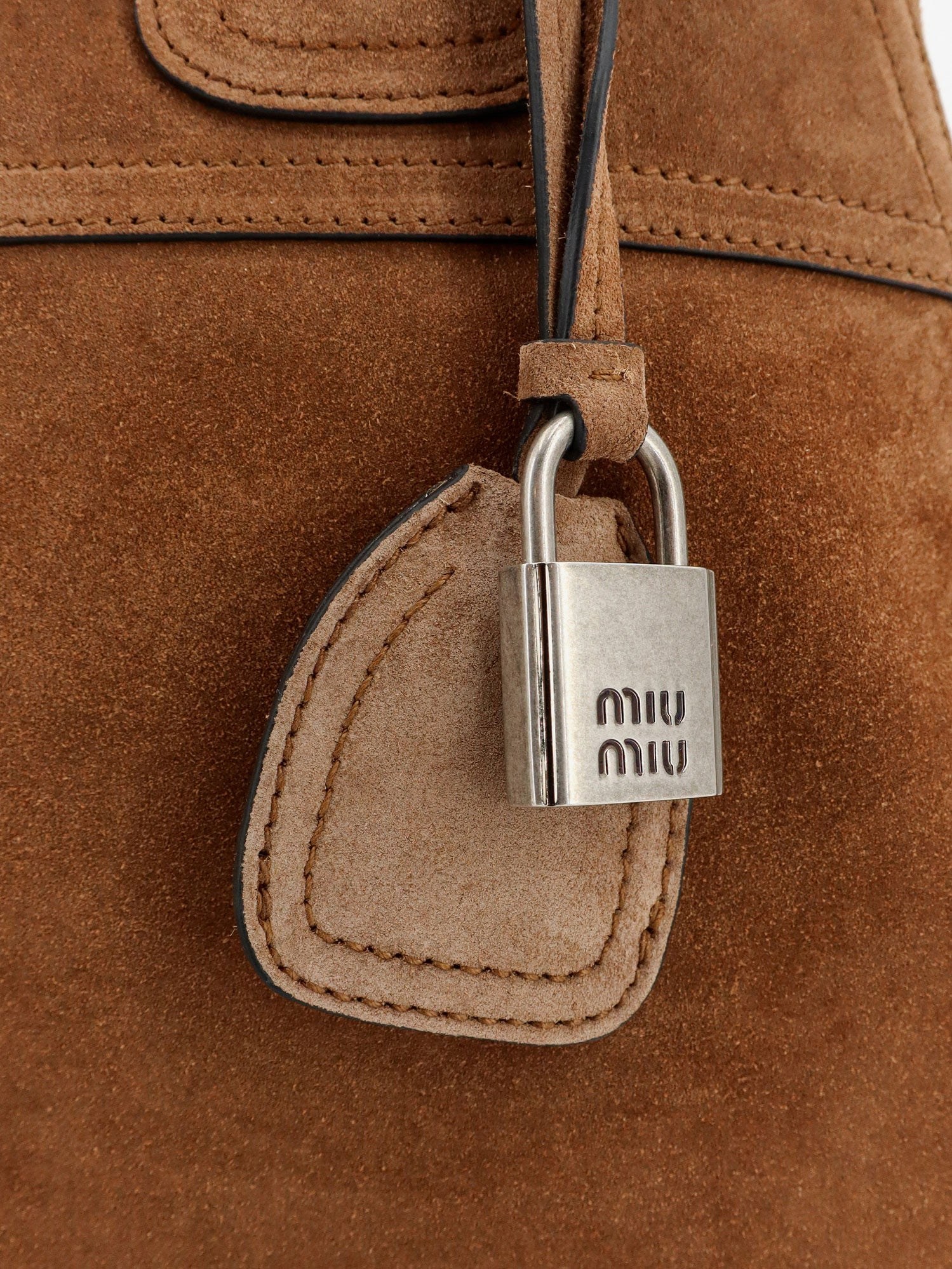 [Miu Miu] Shoulder bag FW26 5BB196VOOO2CSSF0324