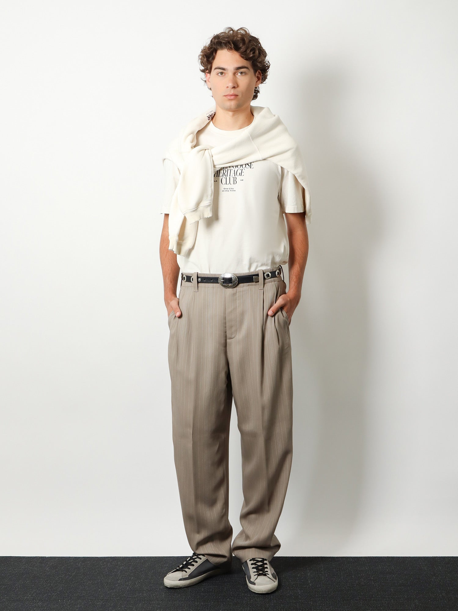 [GOLDEN GOOSE DELUXE BRAND] T-shirts Short Sleeve FW26 GMP01220P00261911560