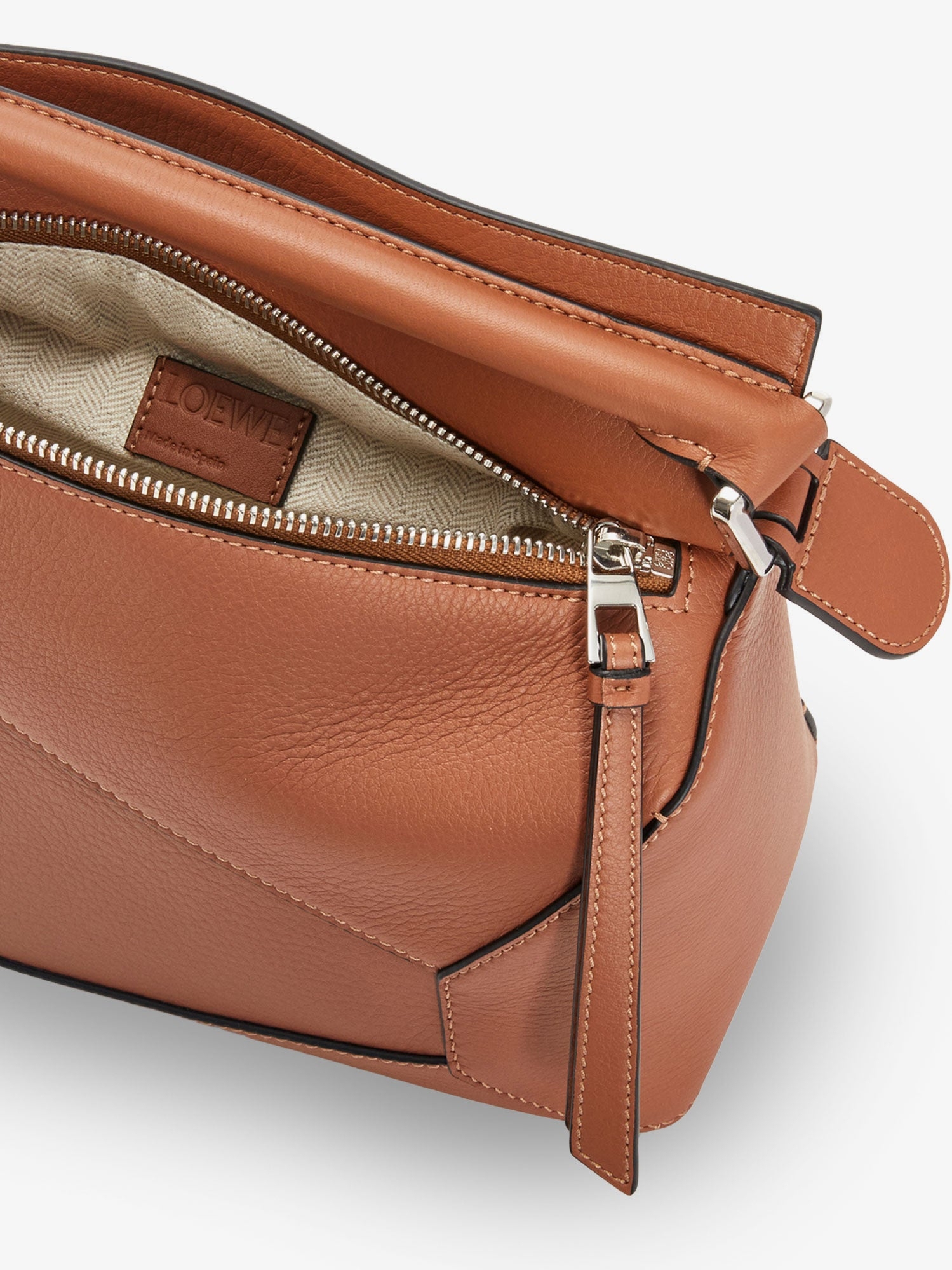 [Loewe] Tote bag FW26 A510P60XAC2530