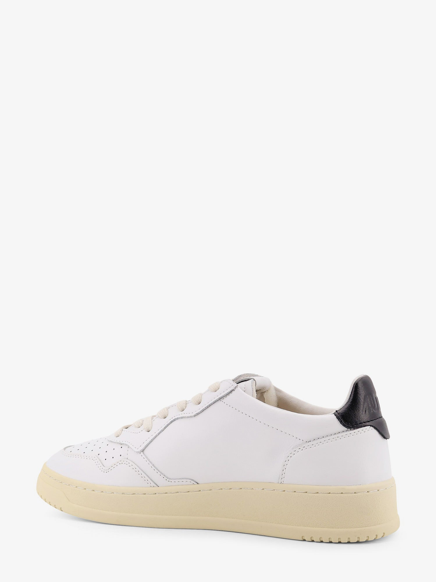 [AUTRY] Sneakers FW26 AULMLLL22WHT