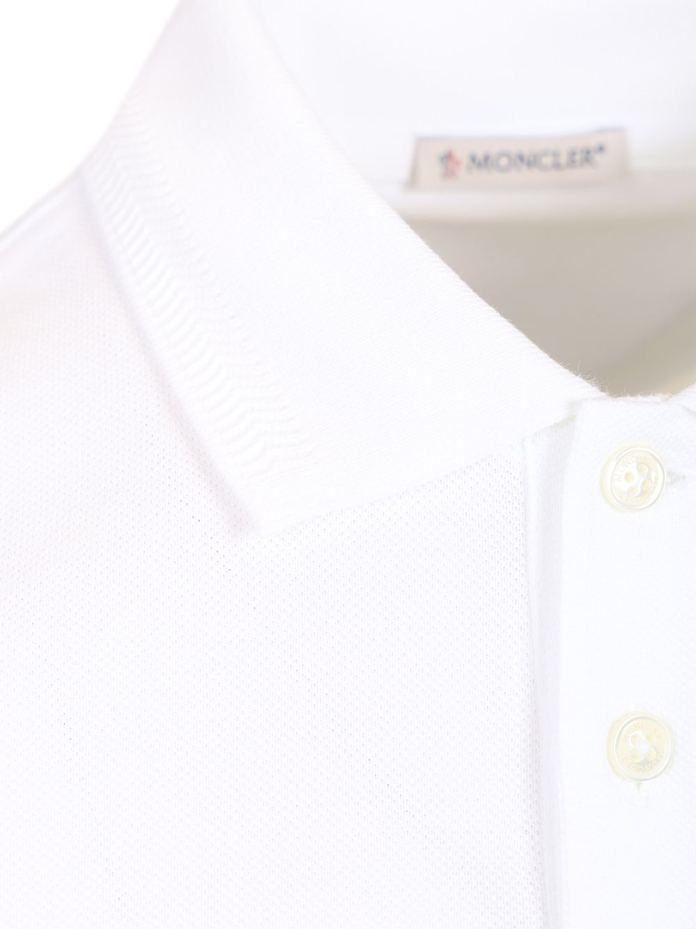 [Moncler] T-shirts Short Sleeve CO L2091 8A0001184556002