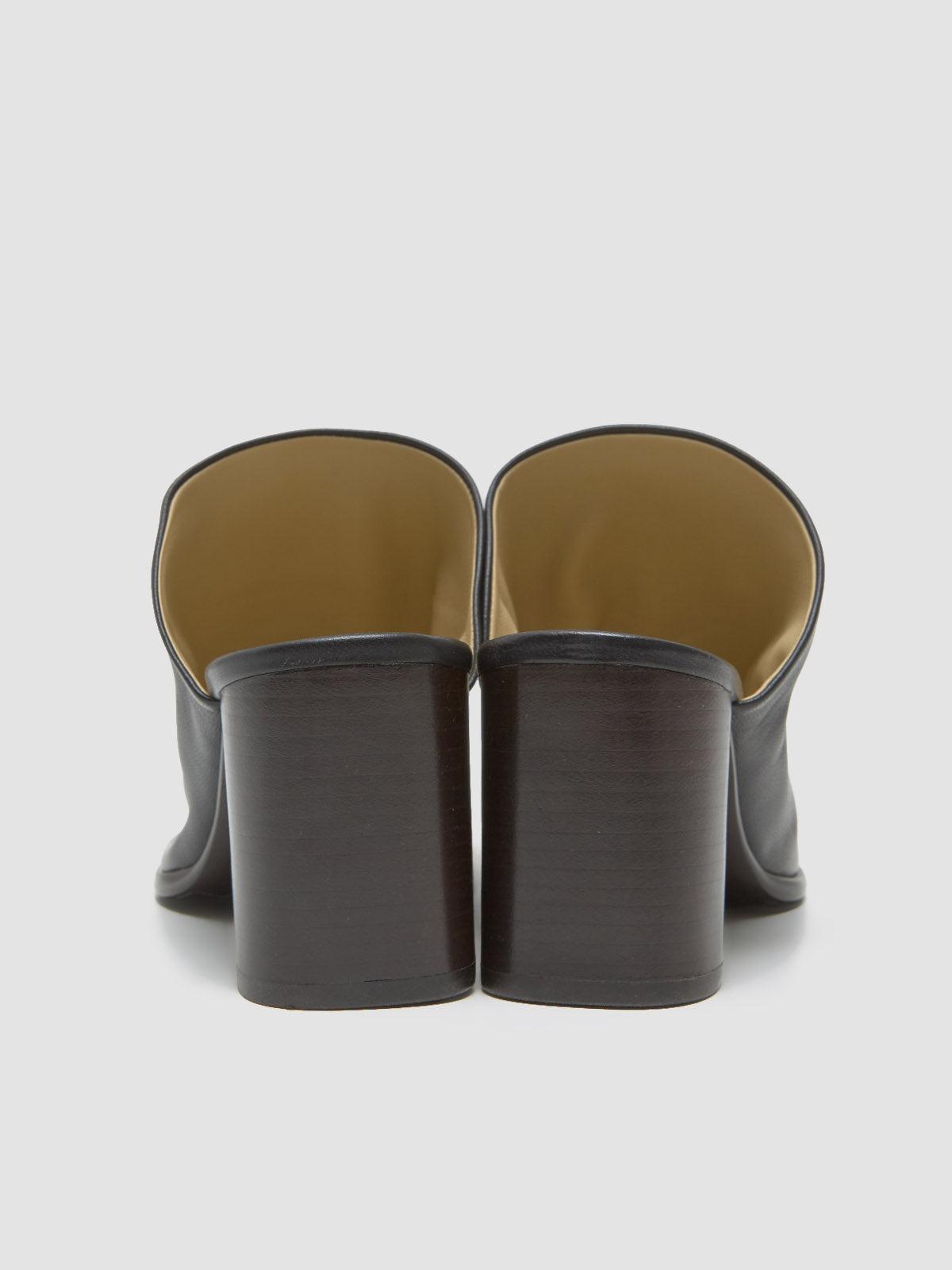 [LEMAIRE] Mules SS26 FO0262LL0154