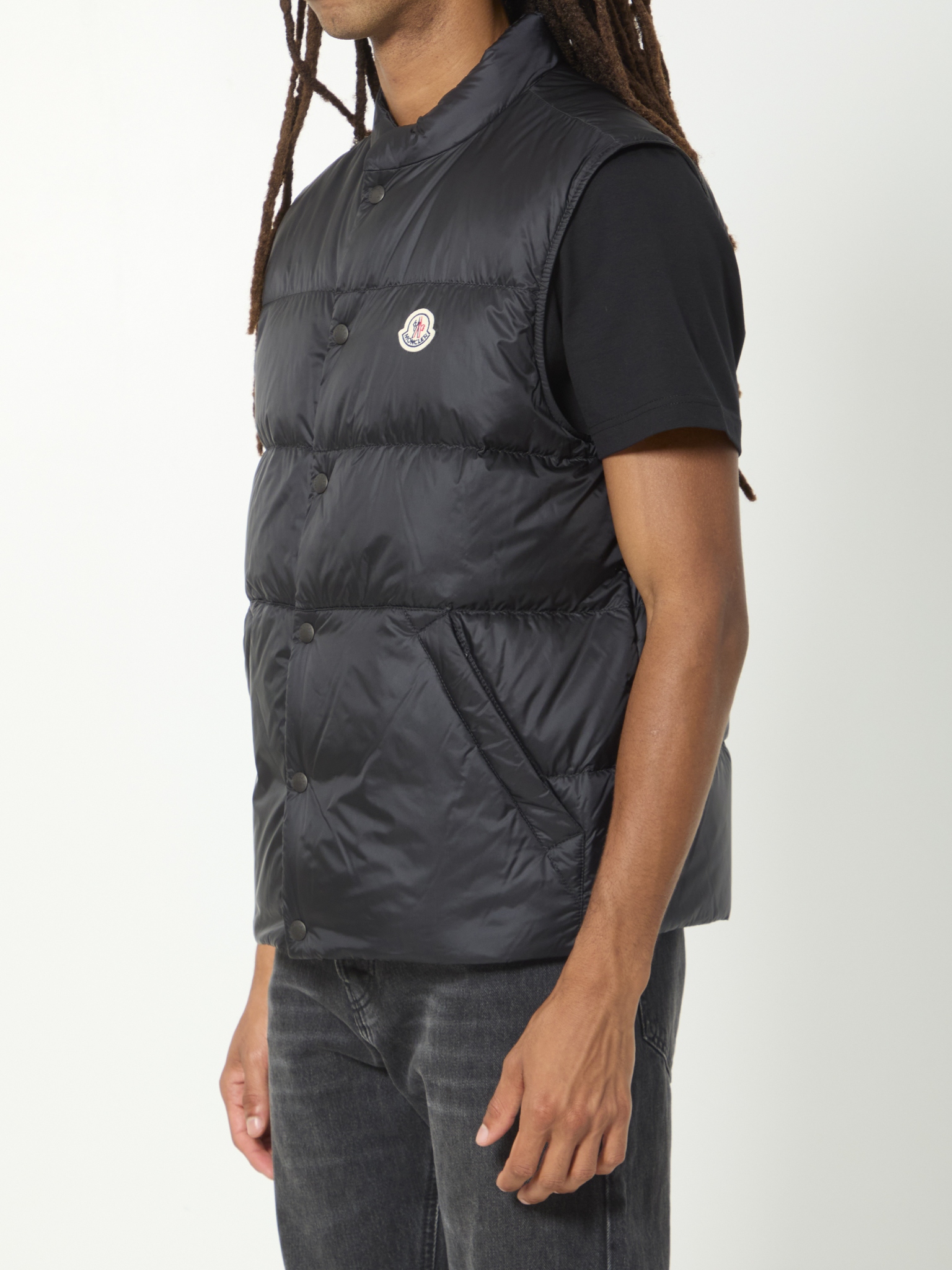 [Moncler] Down Vest FW26 L20911A00028_597YF_999